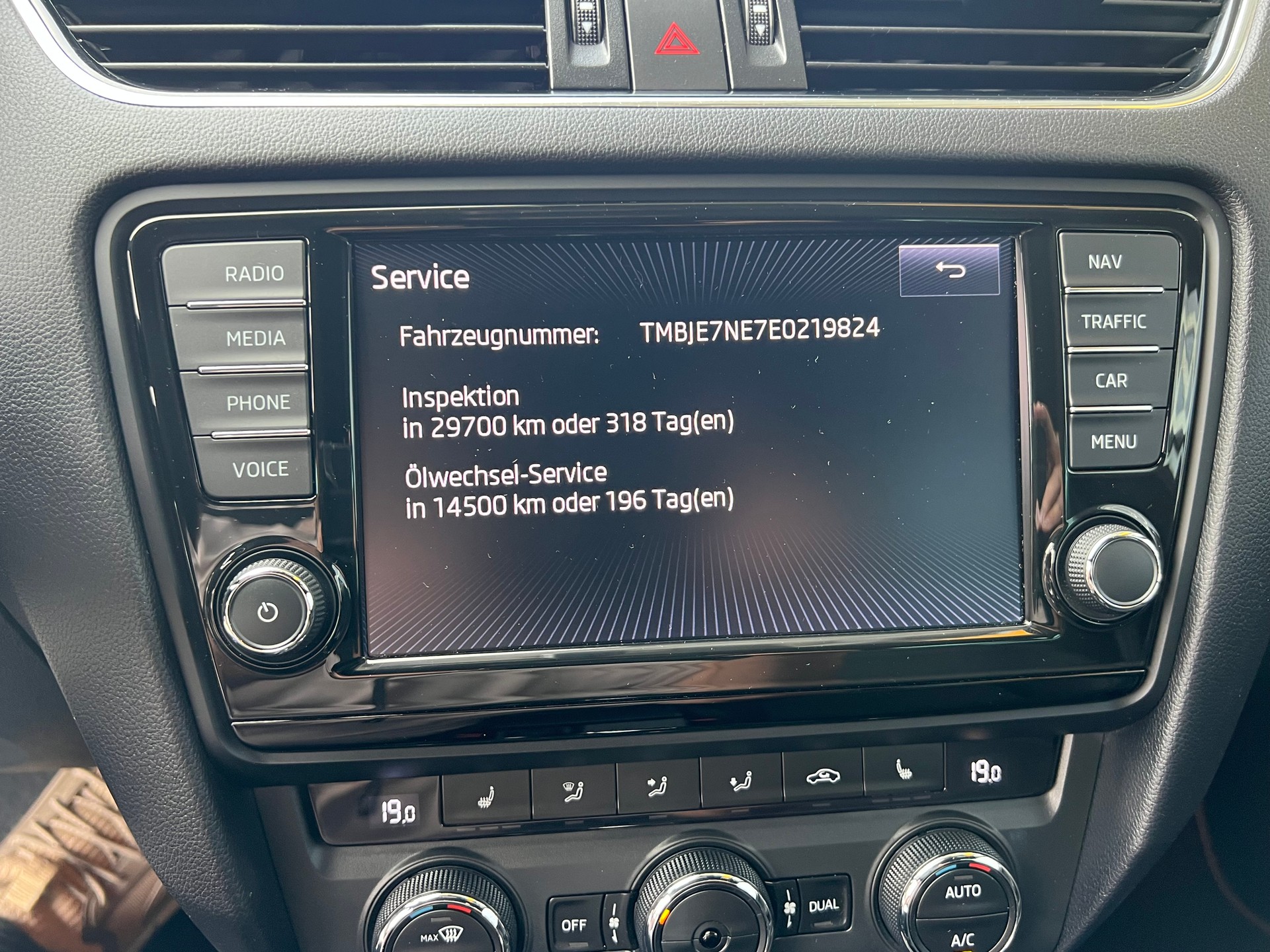 SKODA Octavia Combi 2.0 TSI RS DSG *** Navigation * Teilleder * Radio- DAB * frisch ab MFK * 1 Jahr Garantie ist möglich ***-image-20