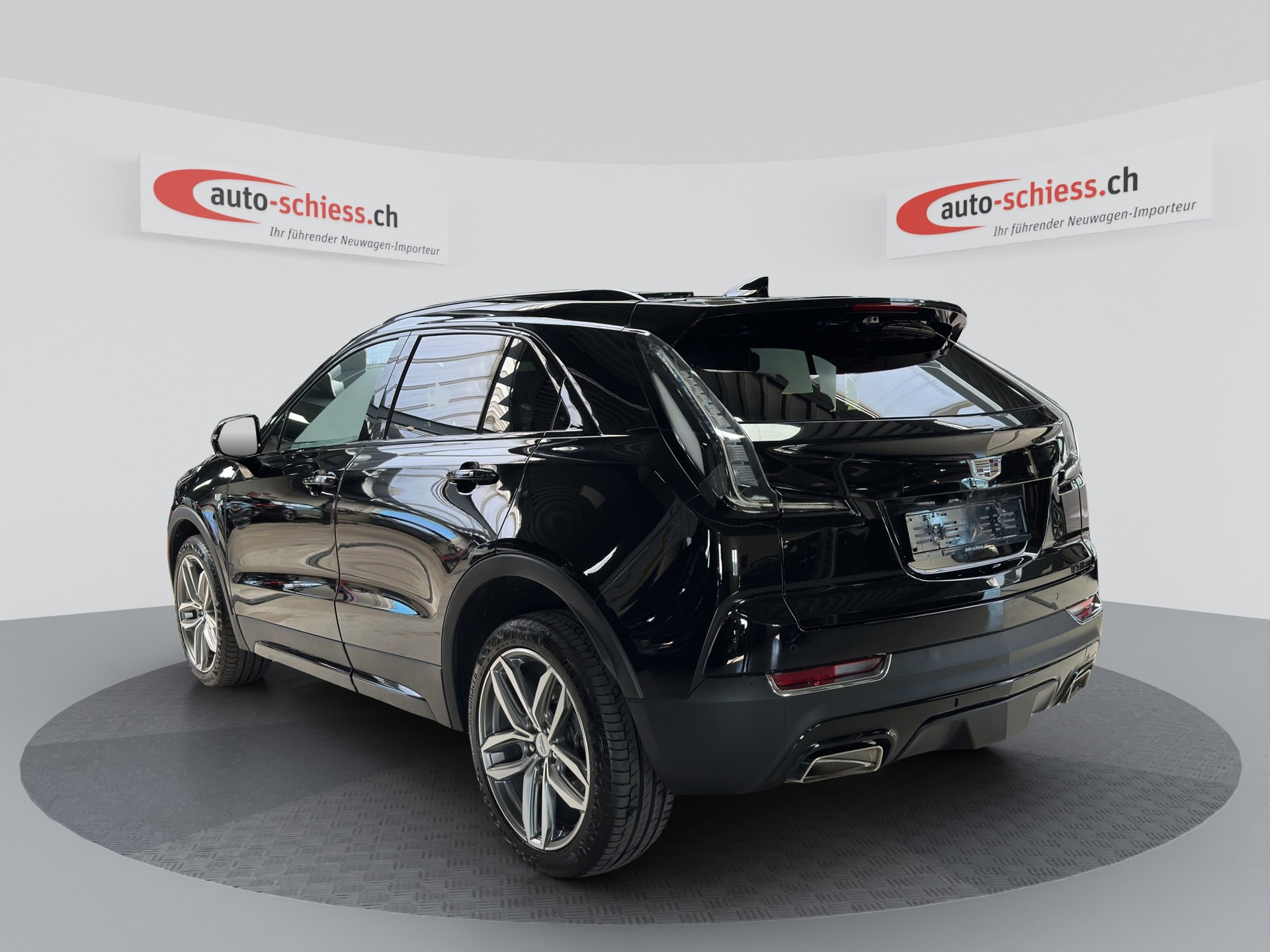 CADILLAC XT4 350T 2.0 Sport AWD Automat-showroom-element-2