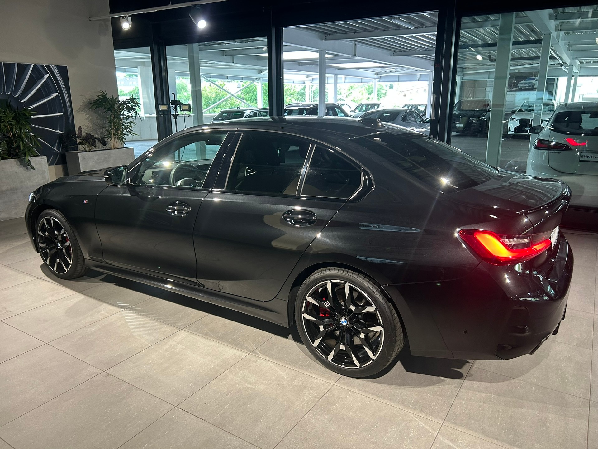 BMW 320d xDrive 48V Steptronic M Sport Pro-image-7
