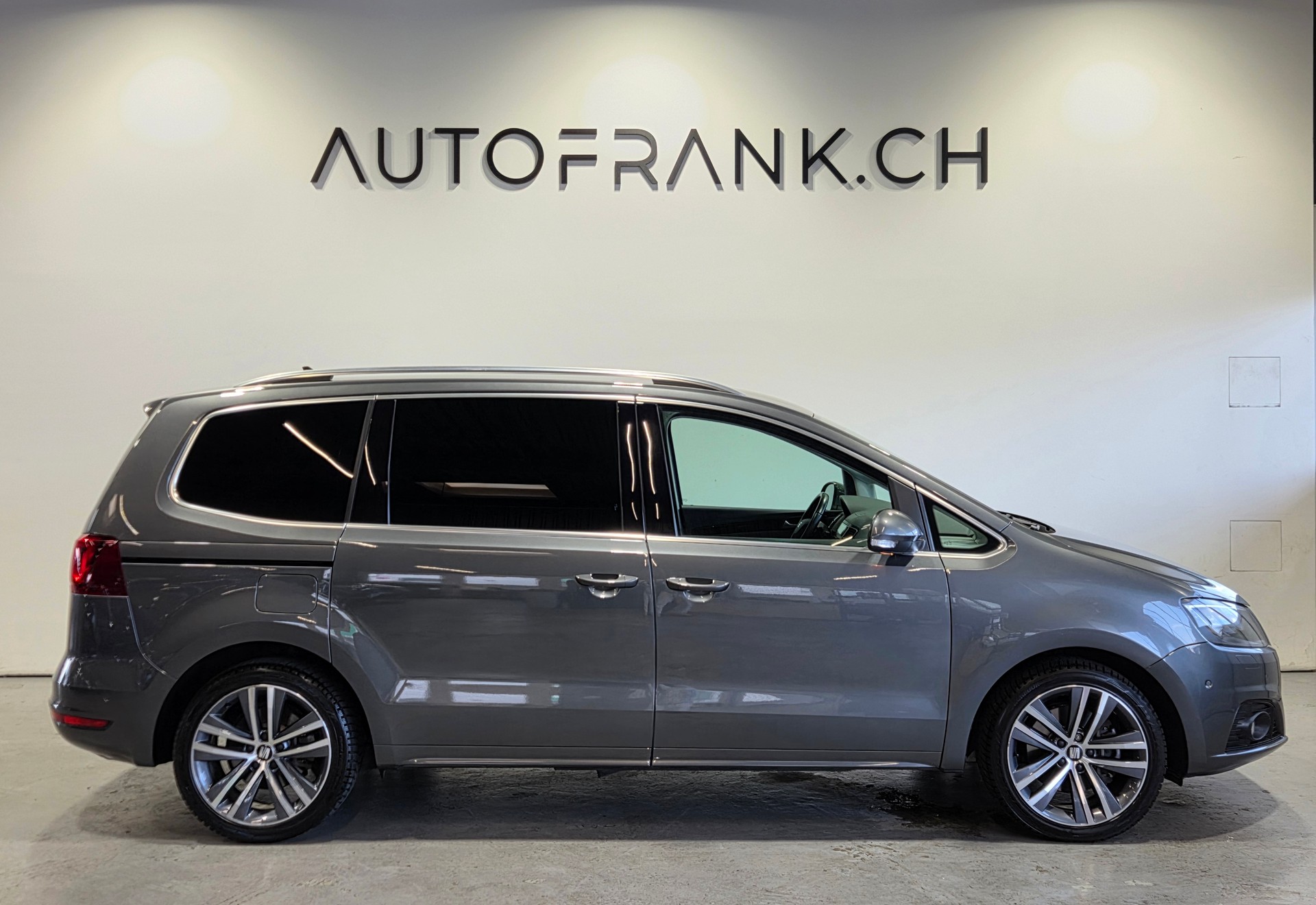 SEAT Alhambra 7-Plätzer 2.0 TSI 220 FR Line DSG-showroom-element-1