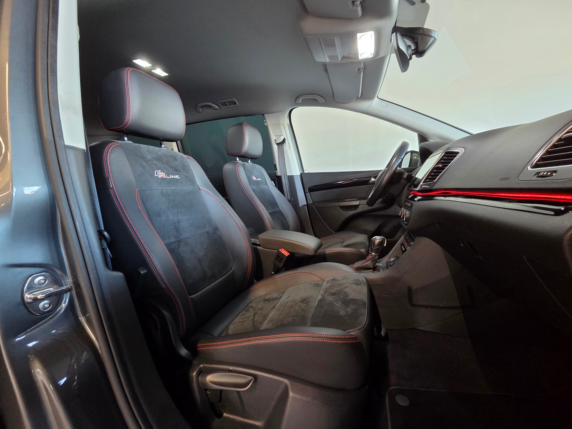 SEAT Alhambra 7-Plätzer 2.0 TSI 220 FR Line DSG-image-6
