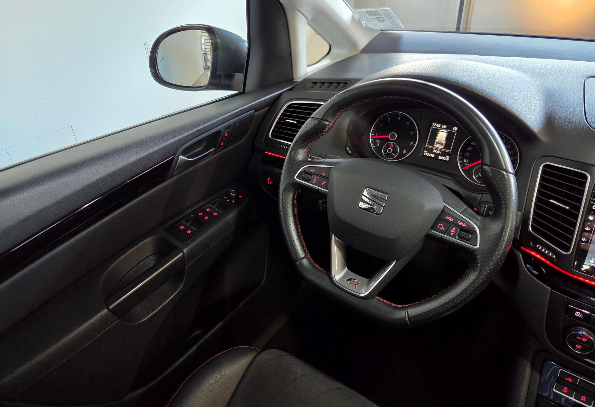SEAT Alhambra 7-Plätzer 2.0 TSI 220 FR Line DSG-image-10