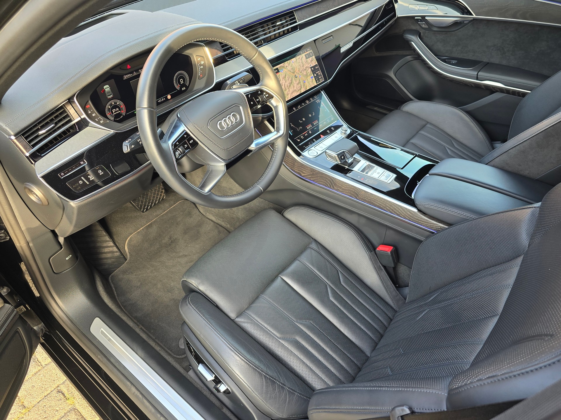 AUDI A8 50 TDI quattro tiptronic-image-23