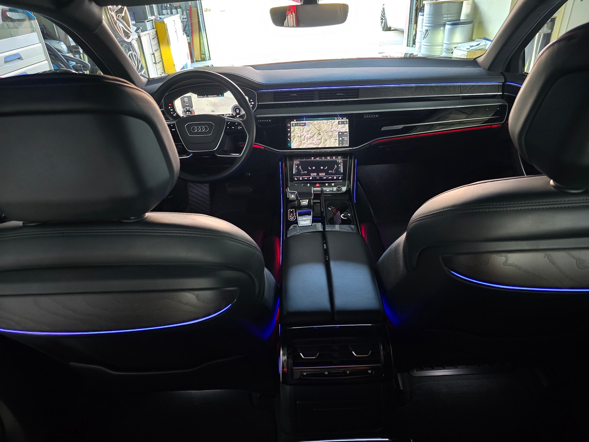 AUDI A8 50 TDI quattro tiptronic-image-16