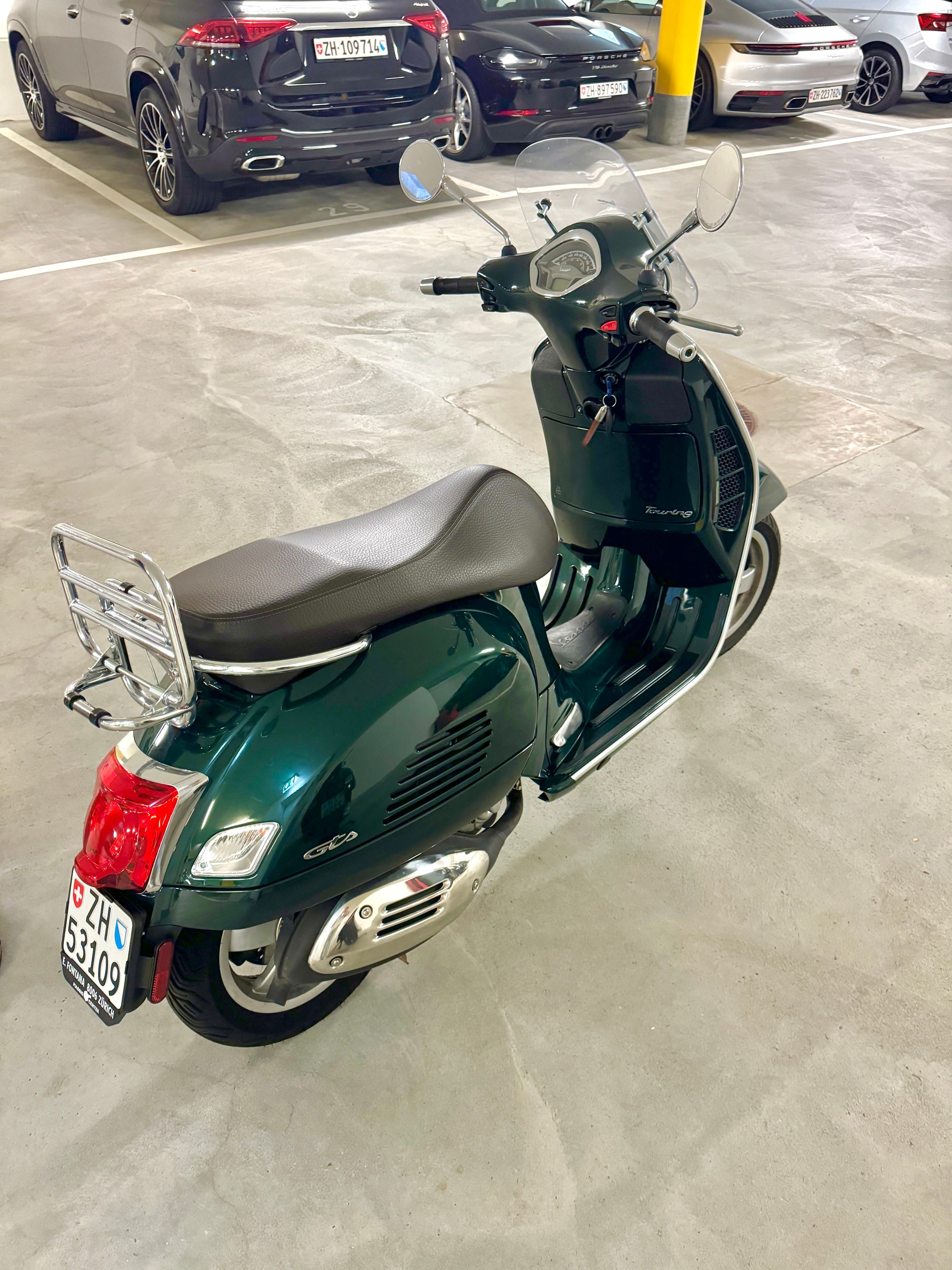 PIAGGIO Vespa GTS 300 HPE Touring ABS/ASR-image-3