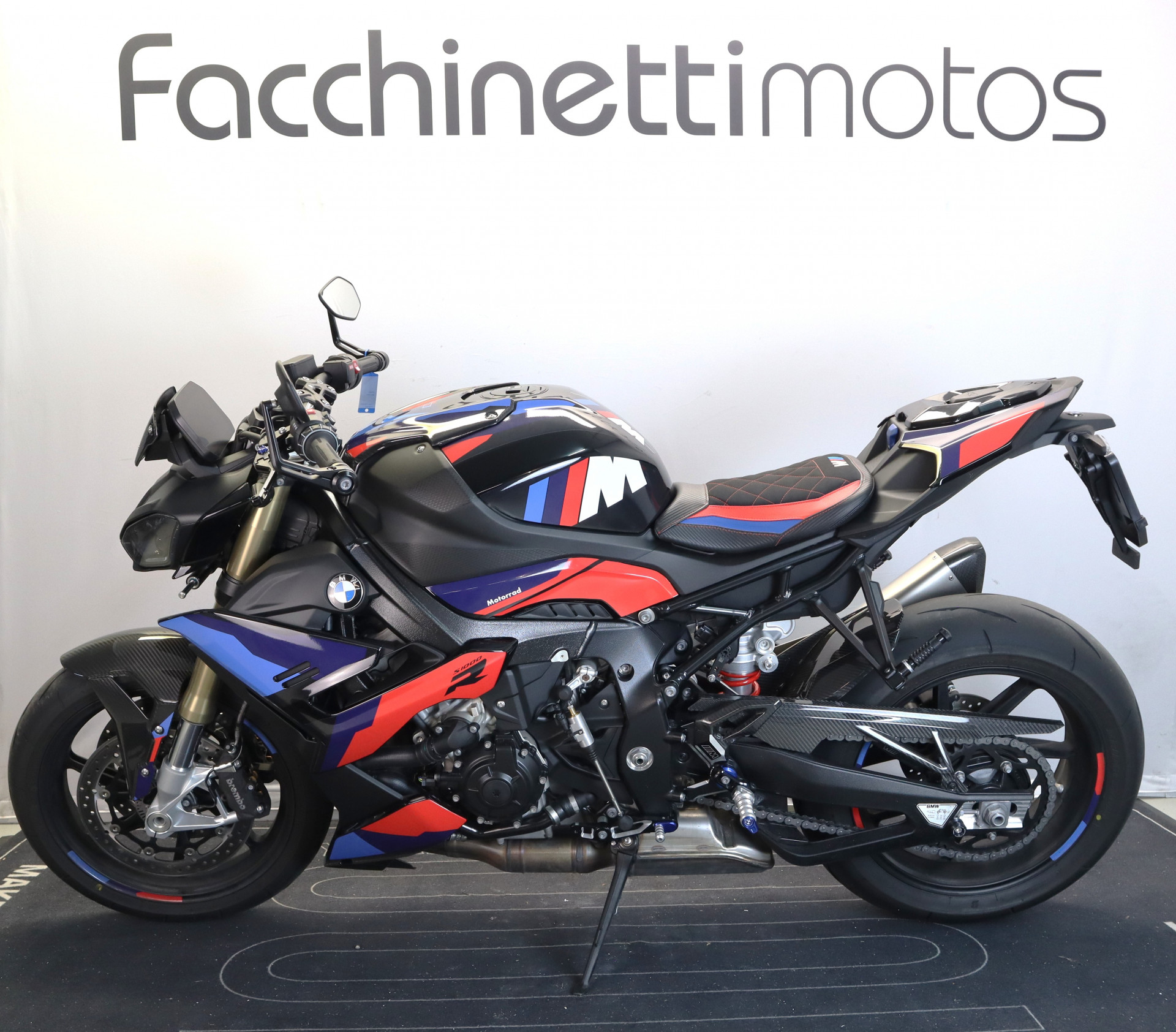 BMW S 1000 R-image-1