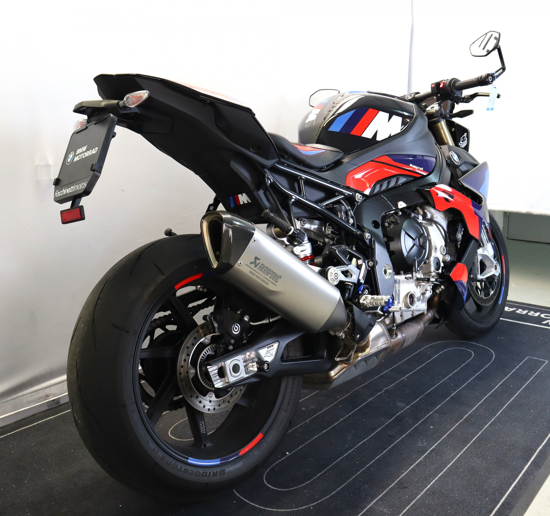 BMW S 1000 R-image-2
