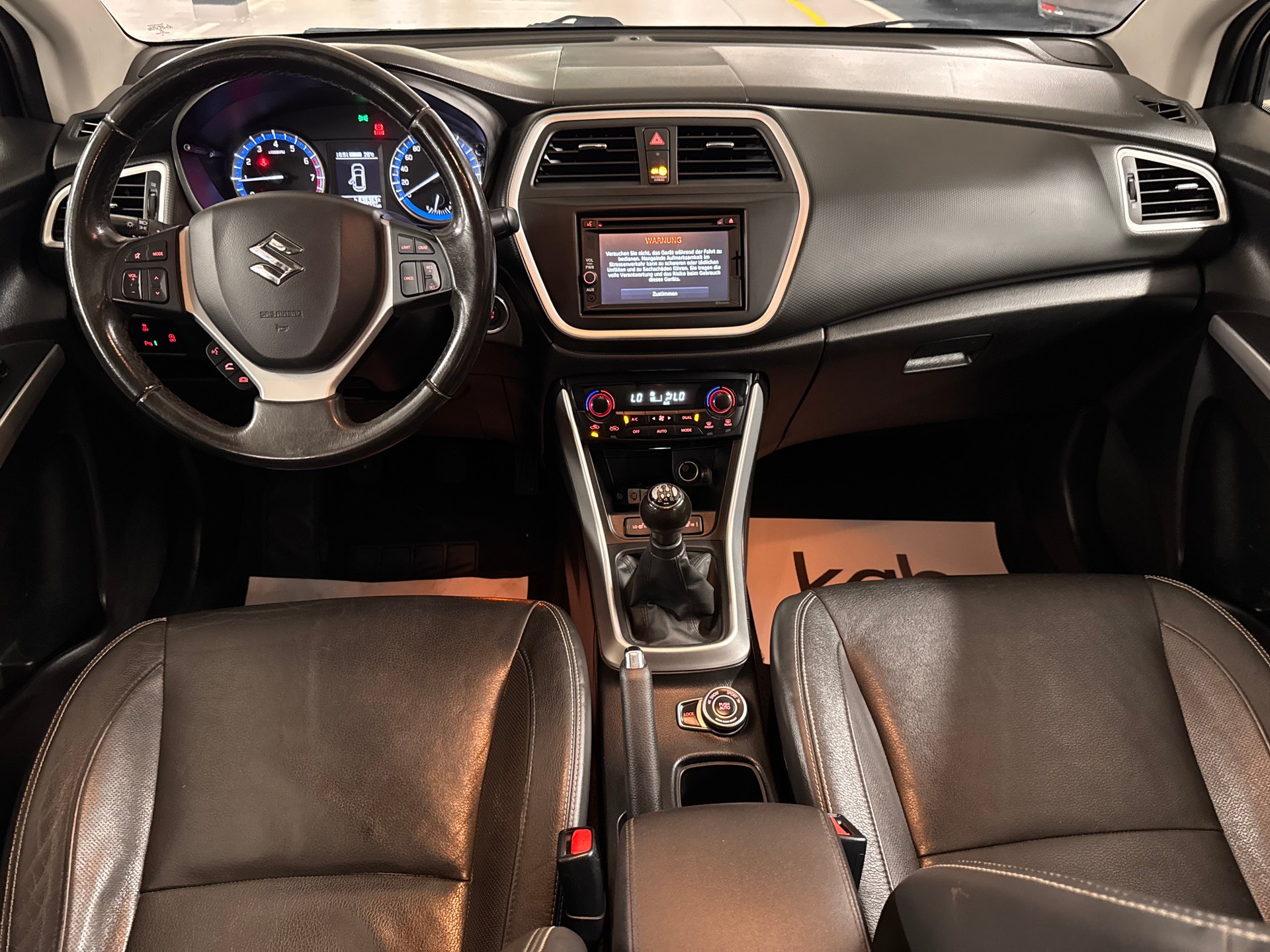 SUZUKI SX4 S-Cross 1.6 16V Compact Top 4WD-image-10