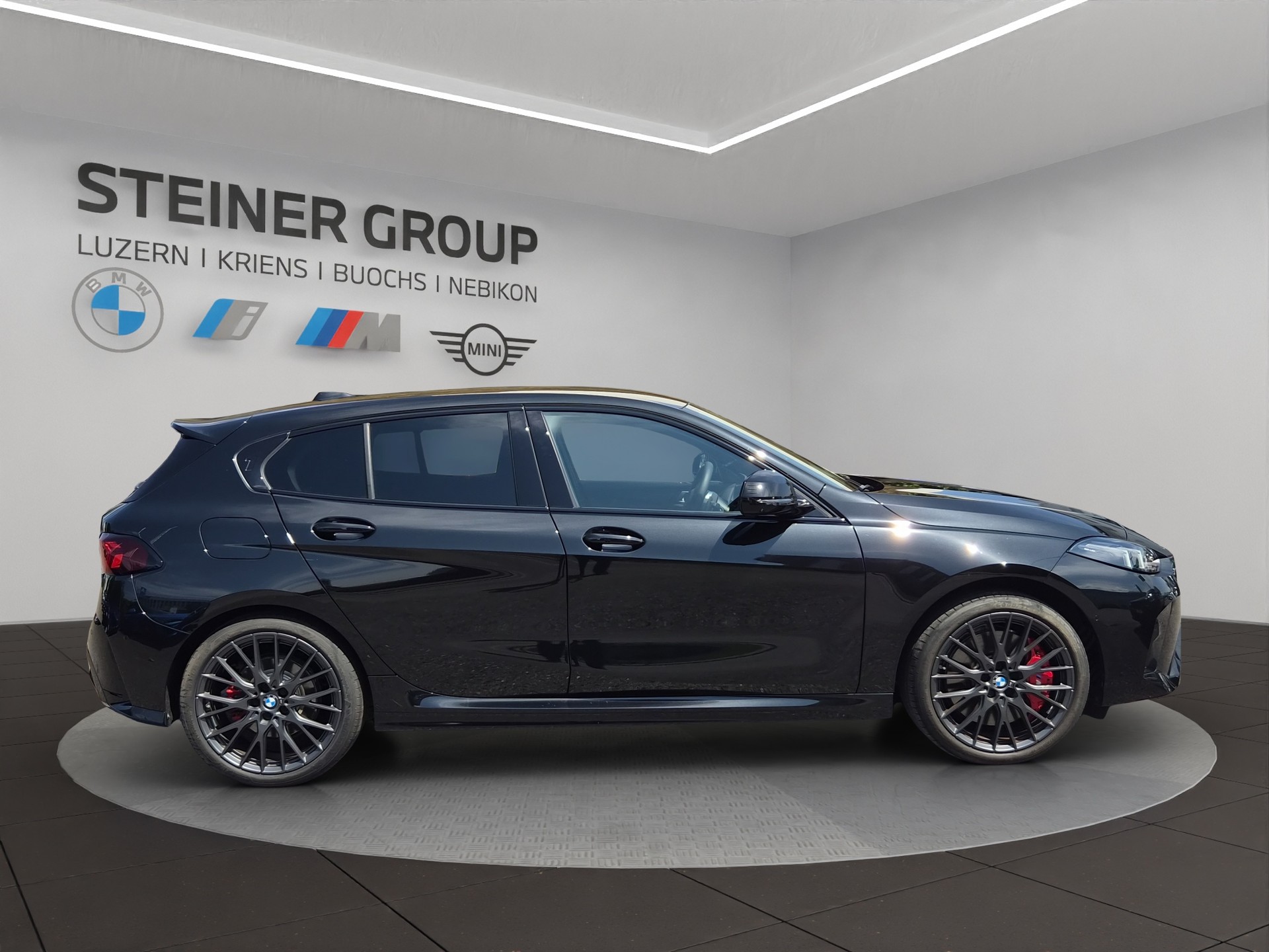 BMW 123 xDrive M Sport Pro Steptronic-showroom-element-3