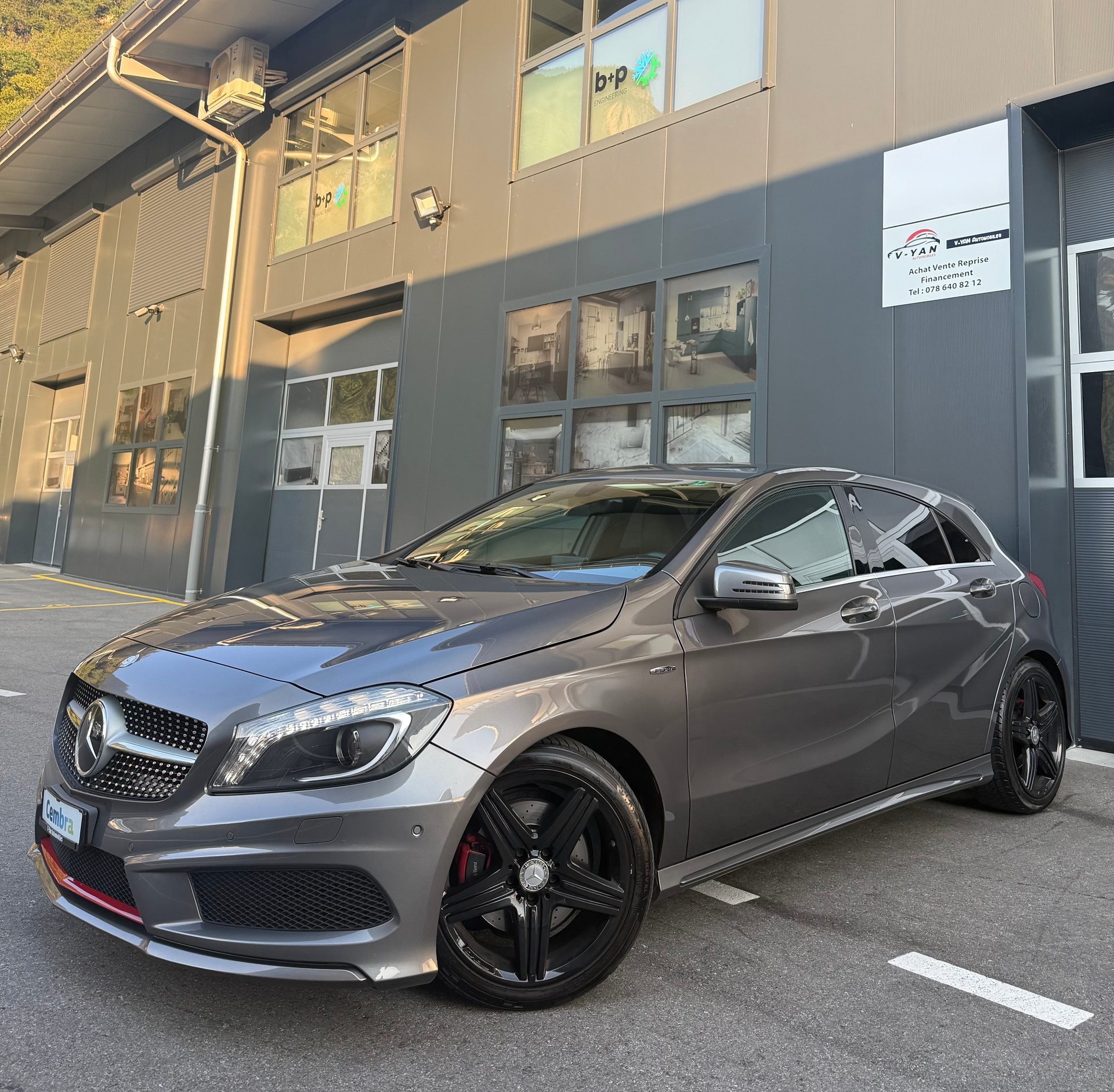 MERCEDES-BENZ A 250 Sport Amg-Line 7G-DCT
