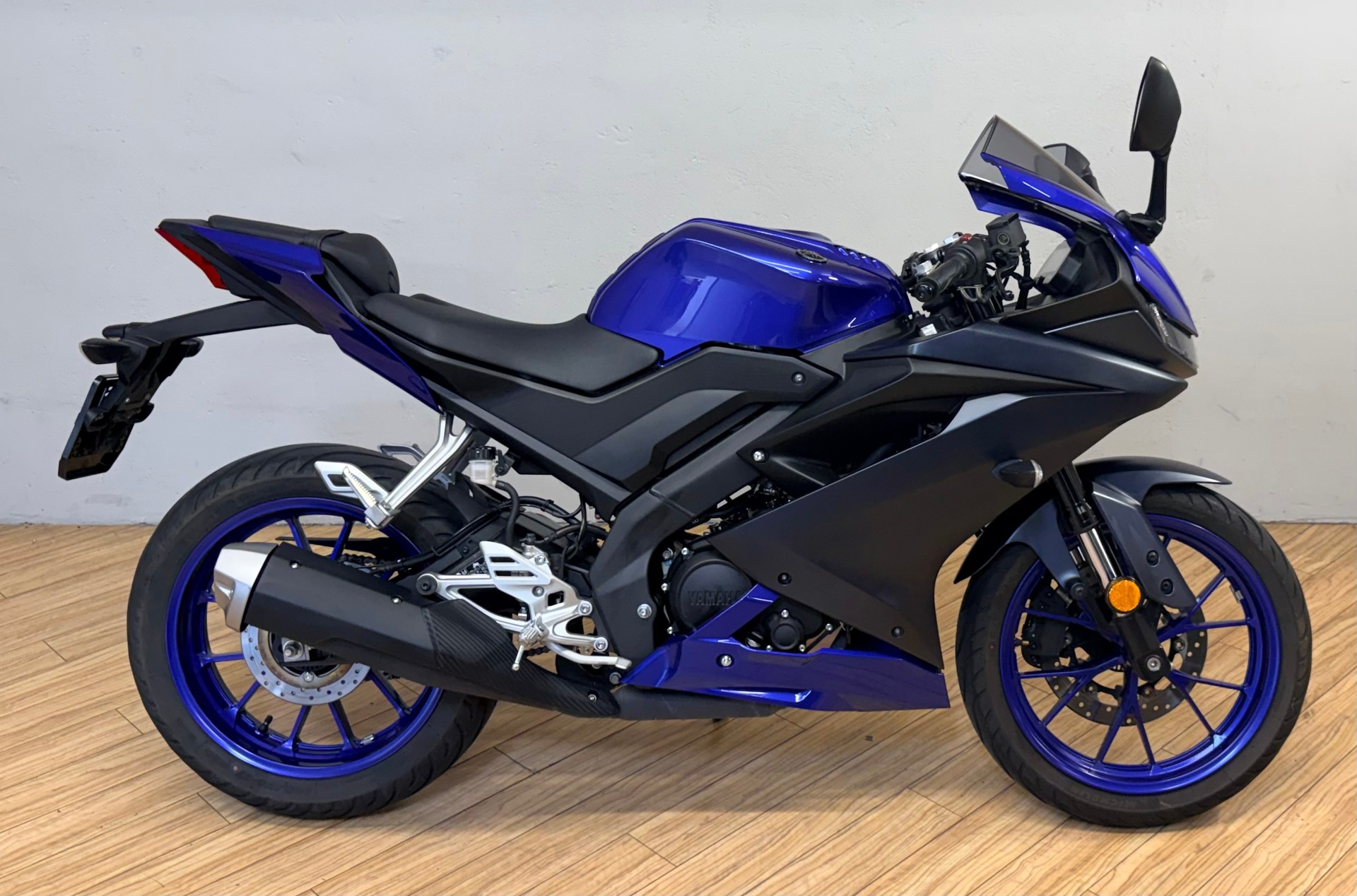 YAMAHA R 125-image-1