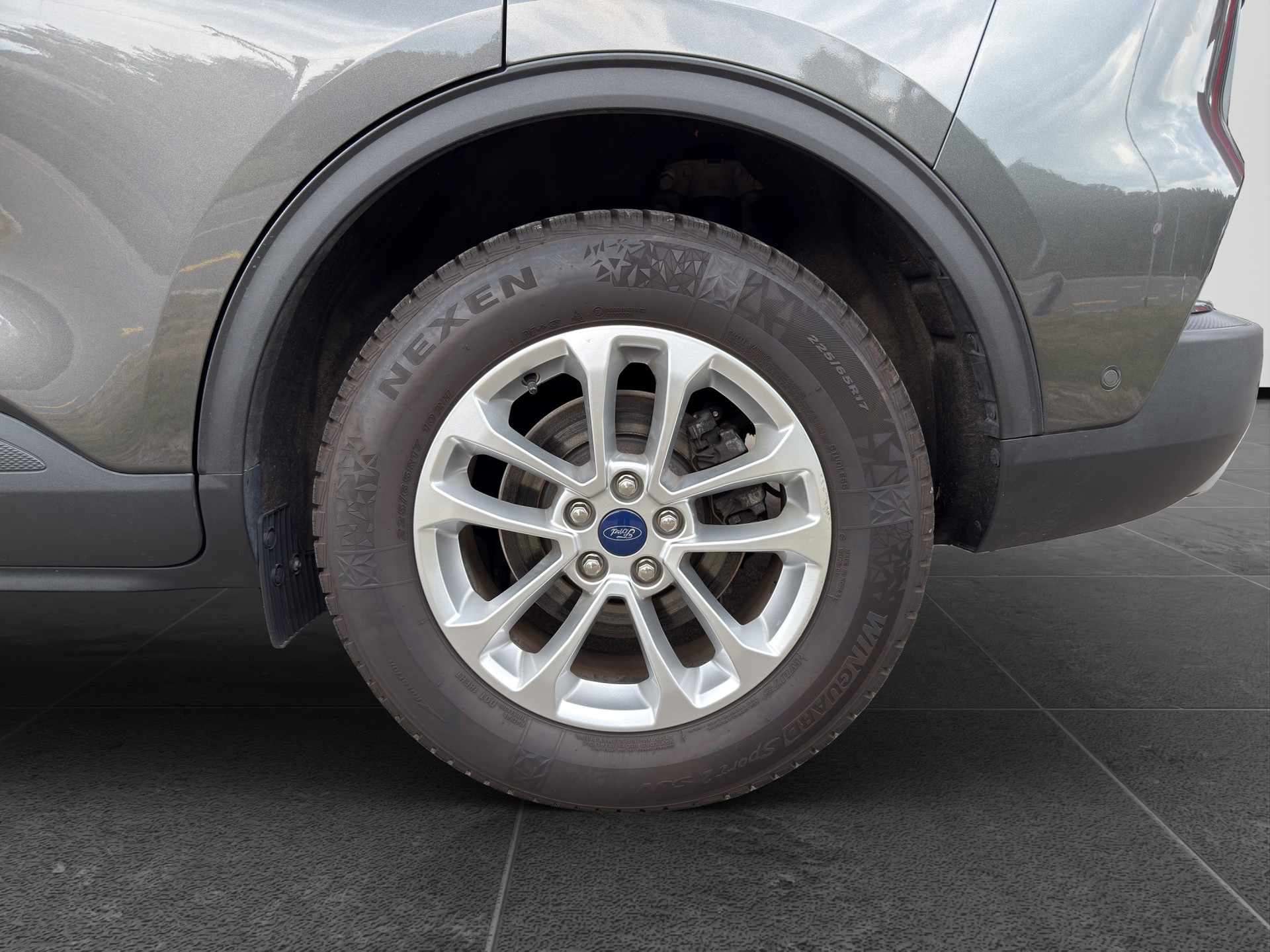 FORD Kuga 2.5 FHEV Titanium X 4WD LEASING AB 272.95 CHF / MONAT-image-13