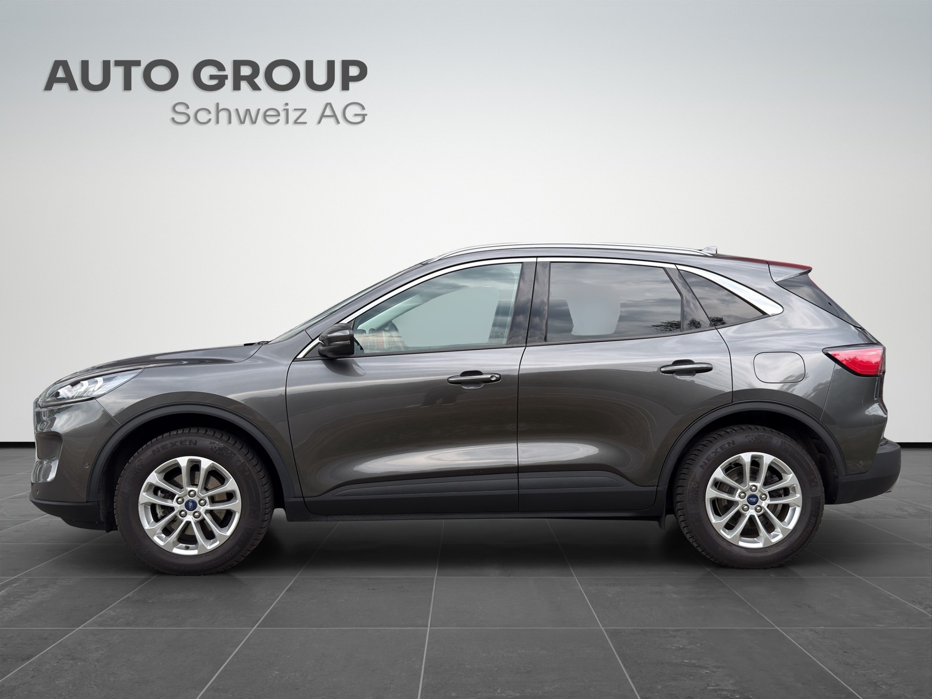 FORD Kuga 2.5 FHEV Titanium X 4WD LEASING AB 272.95 CHF / MONAT-showroom-element-1