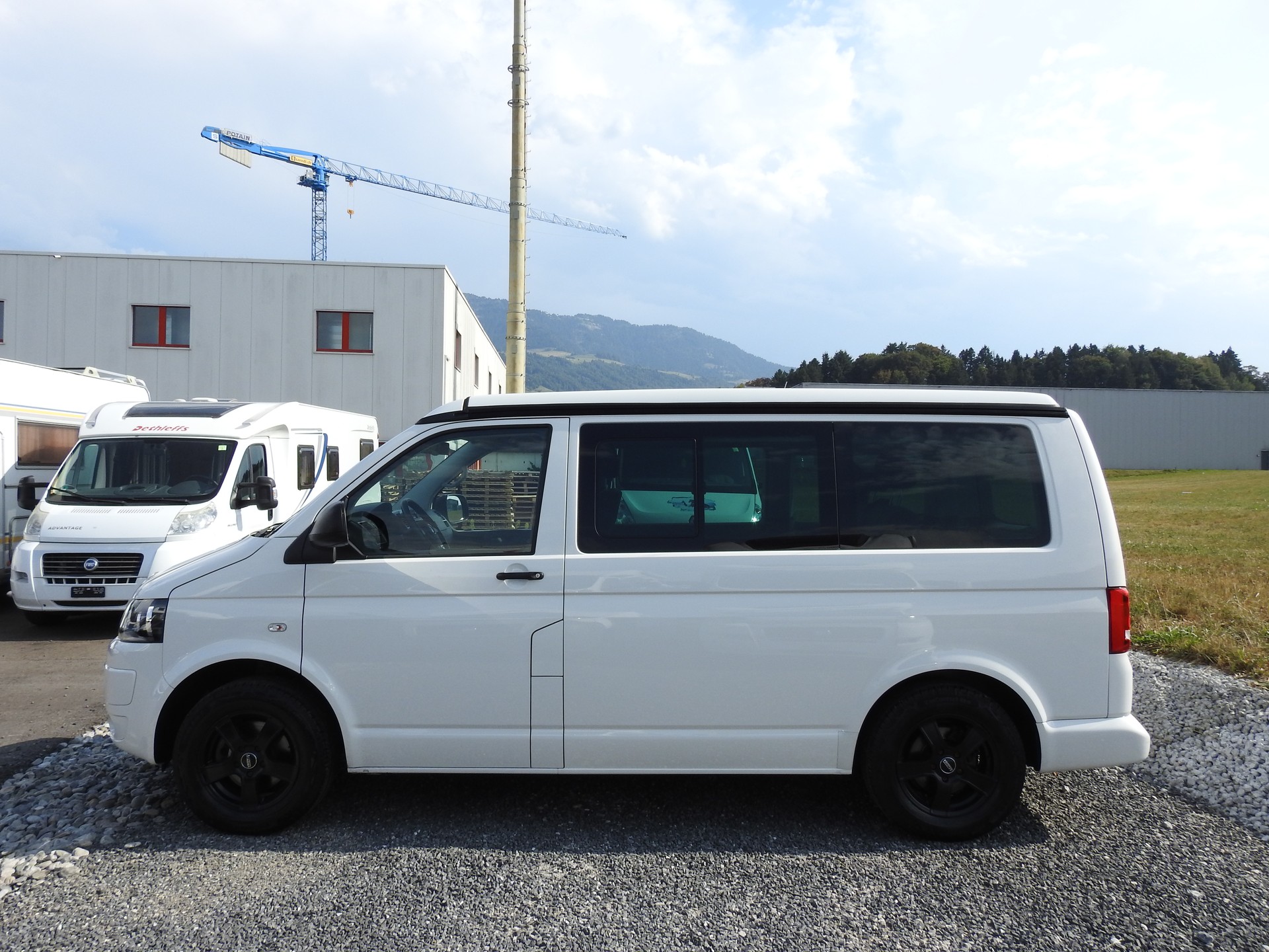VW T5 California 2.0 TDI Beach Travel-showroom-element-2