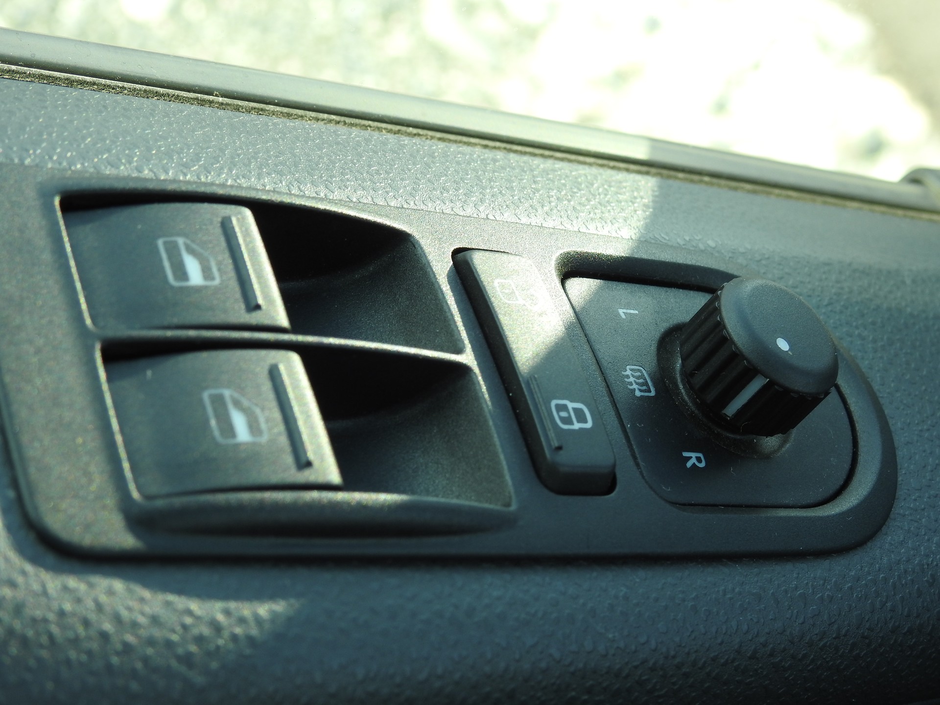 VW T5 California 2.0 TDI Beach Travel-image-20