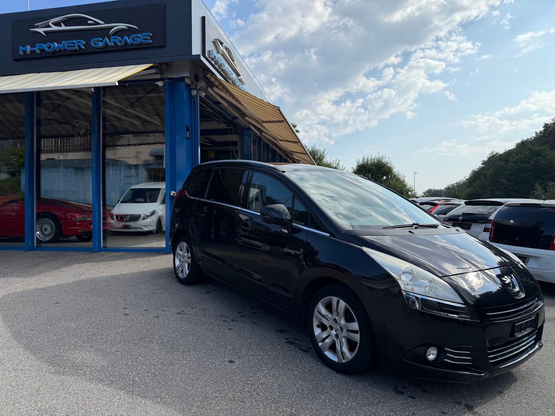 PEUGEOT 5008 1.6 16V T Sport Pack-image-1