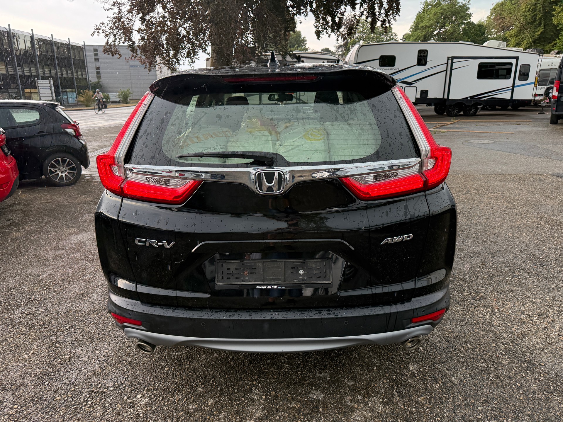 HONDA CR-V 1.5 i-VTEC Elegance 4WD-image-3