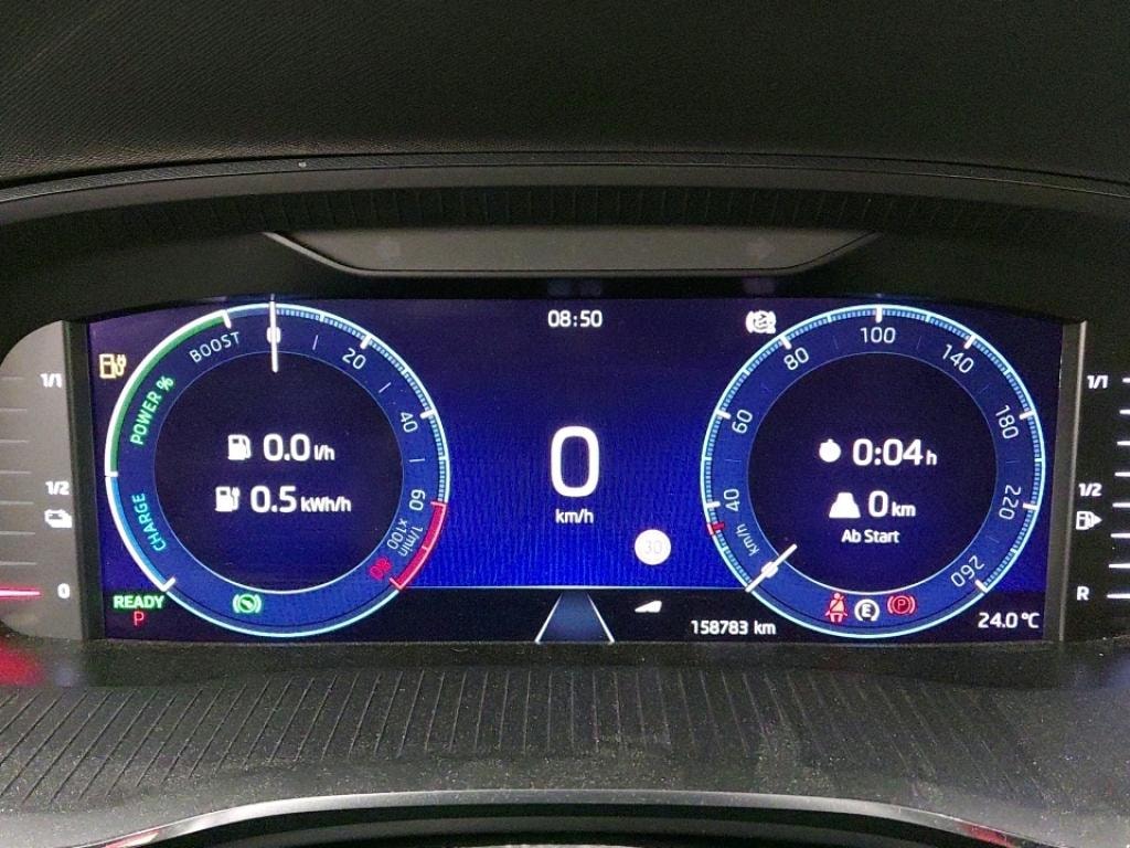 SKODA Octavia Combi 1.4 TSI Plug In Hybrid DSG Ambition ** Frisch ab MFK & Service ** CH ** 1. Hand ** Batterie Zertifikat 94,4 % **-image-5
