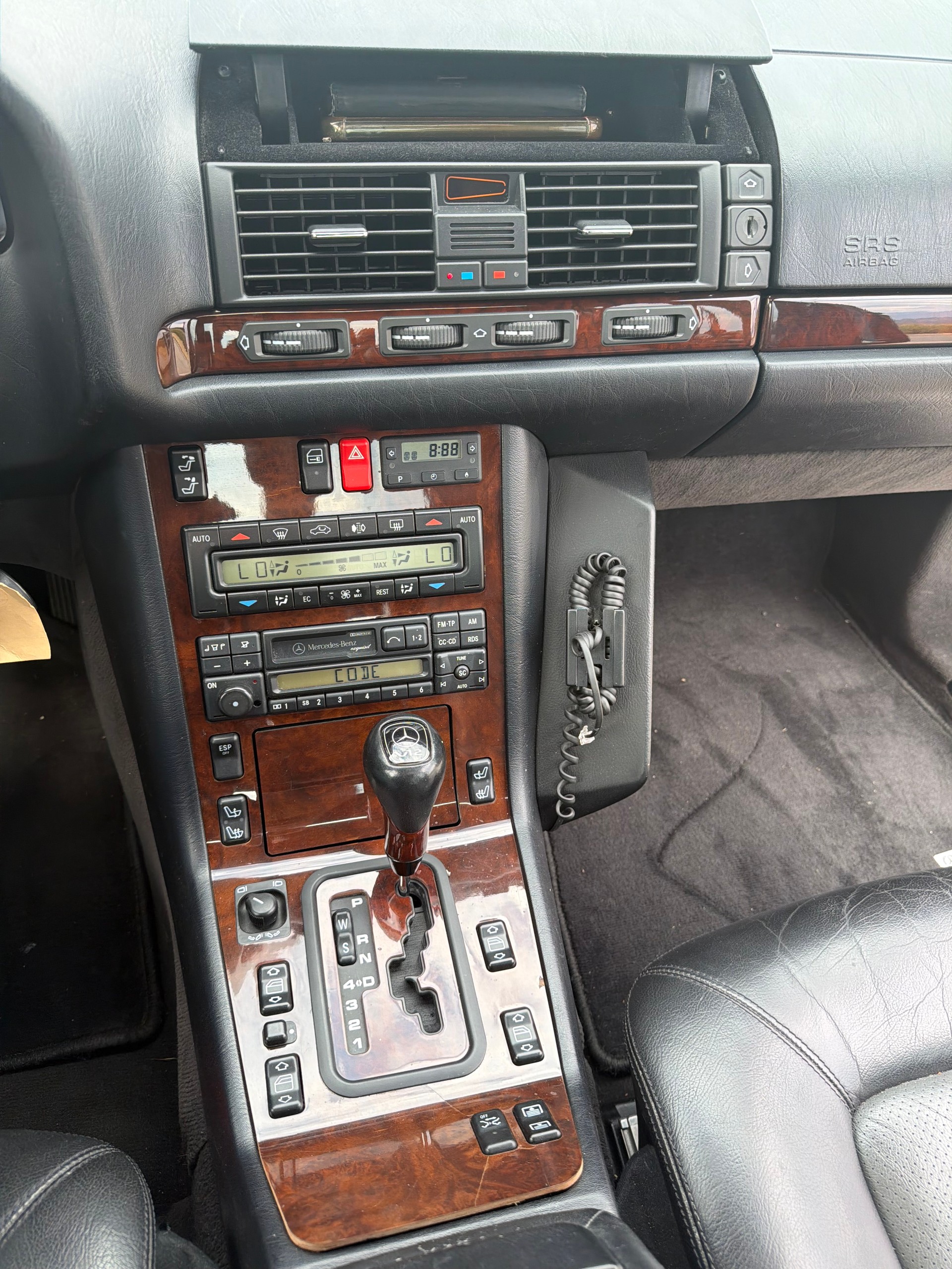 MERCEDES-BENZ S 600 Automatic-image-9