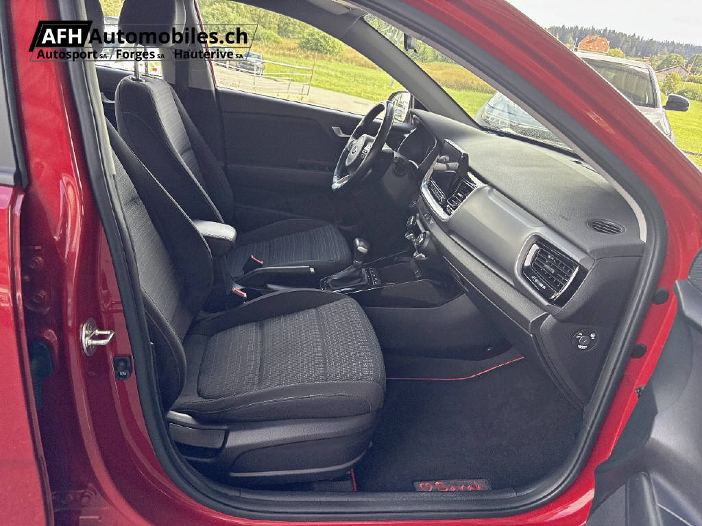 KIA Stonic 1.0 T-GDi Trend-image-8