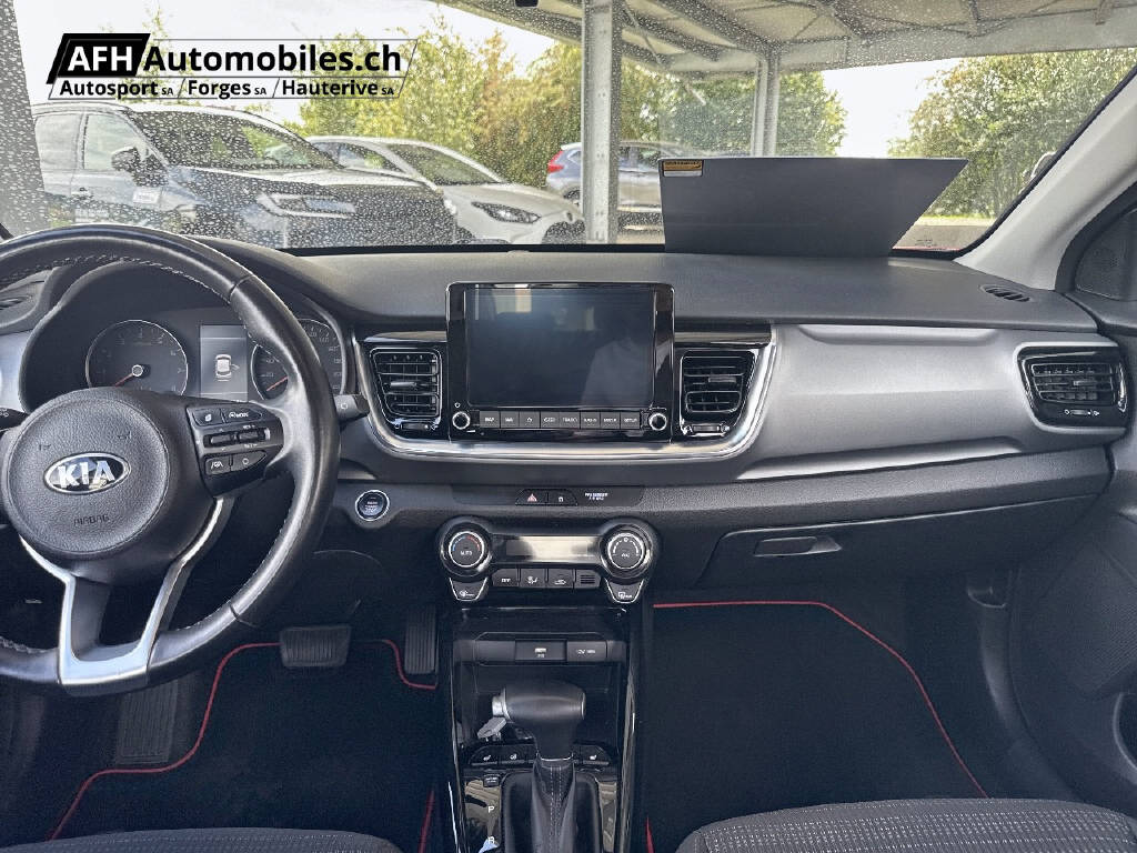 KIA Stonic 1.0 T-GDi Trend-image-12