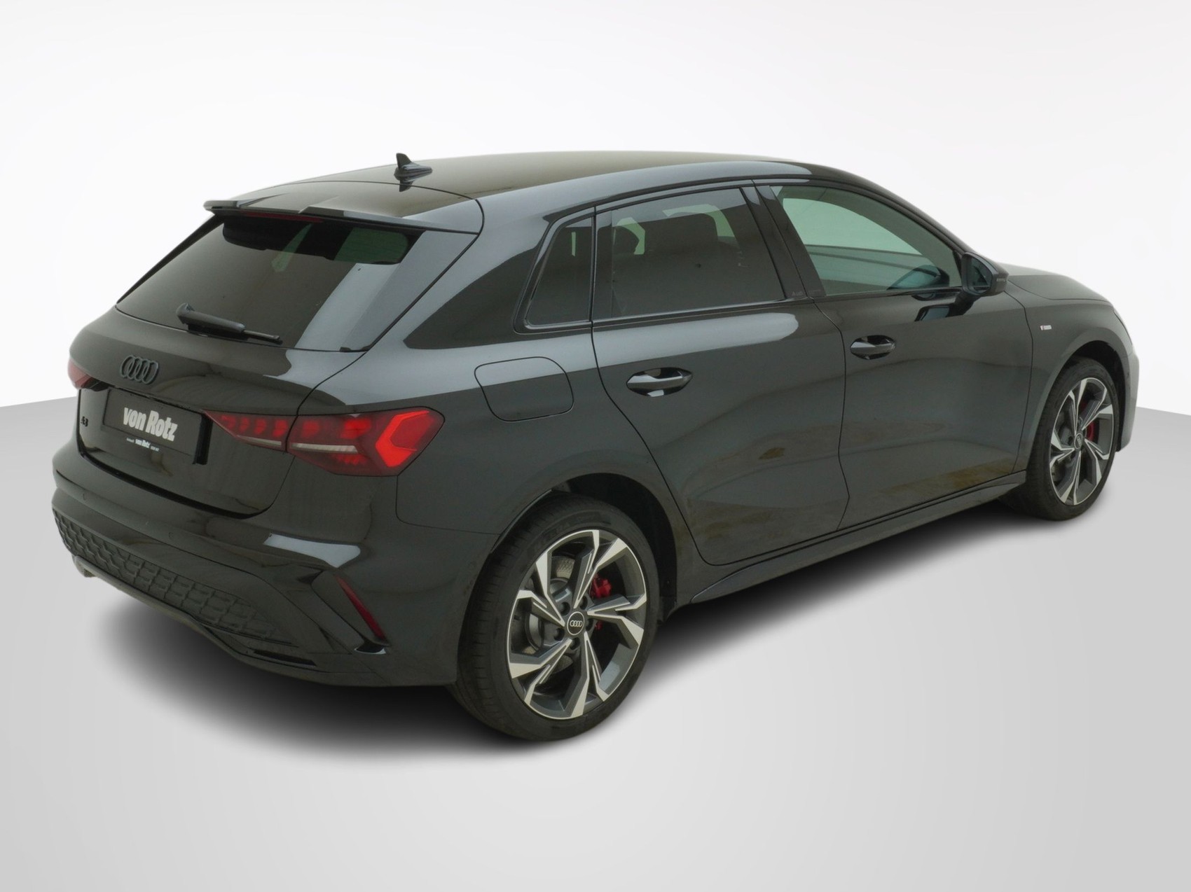 AUDI A3 Sportback 1.5 45 TFSI Plug-in-Hybrid S Line S-Tronic-image-5