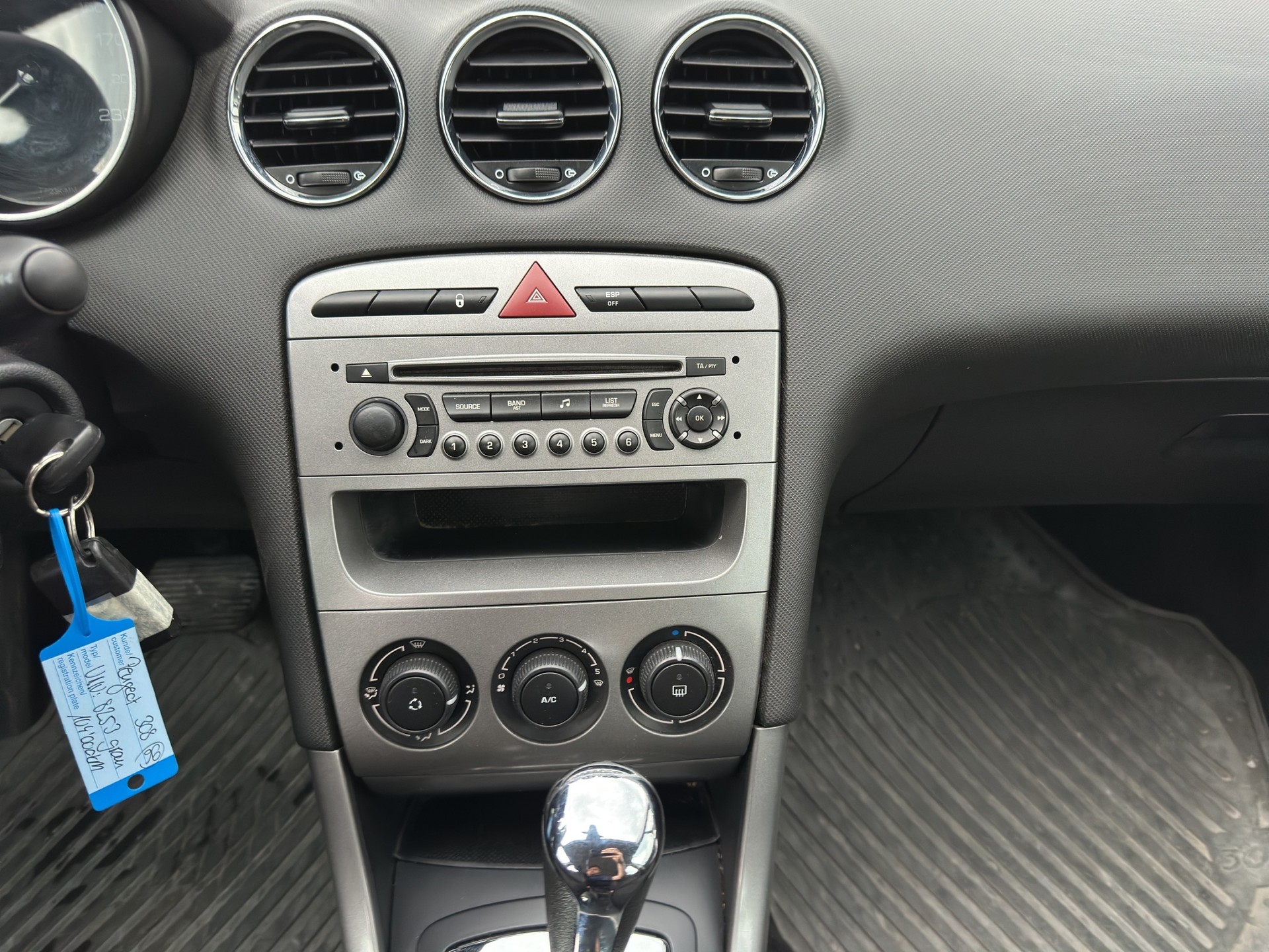 PEUGEOT 308 SW 1.6 HDI Business-image-12