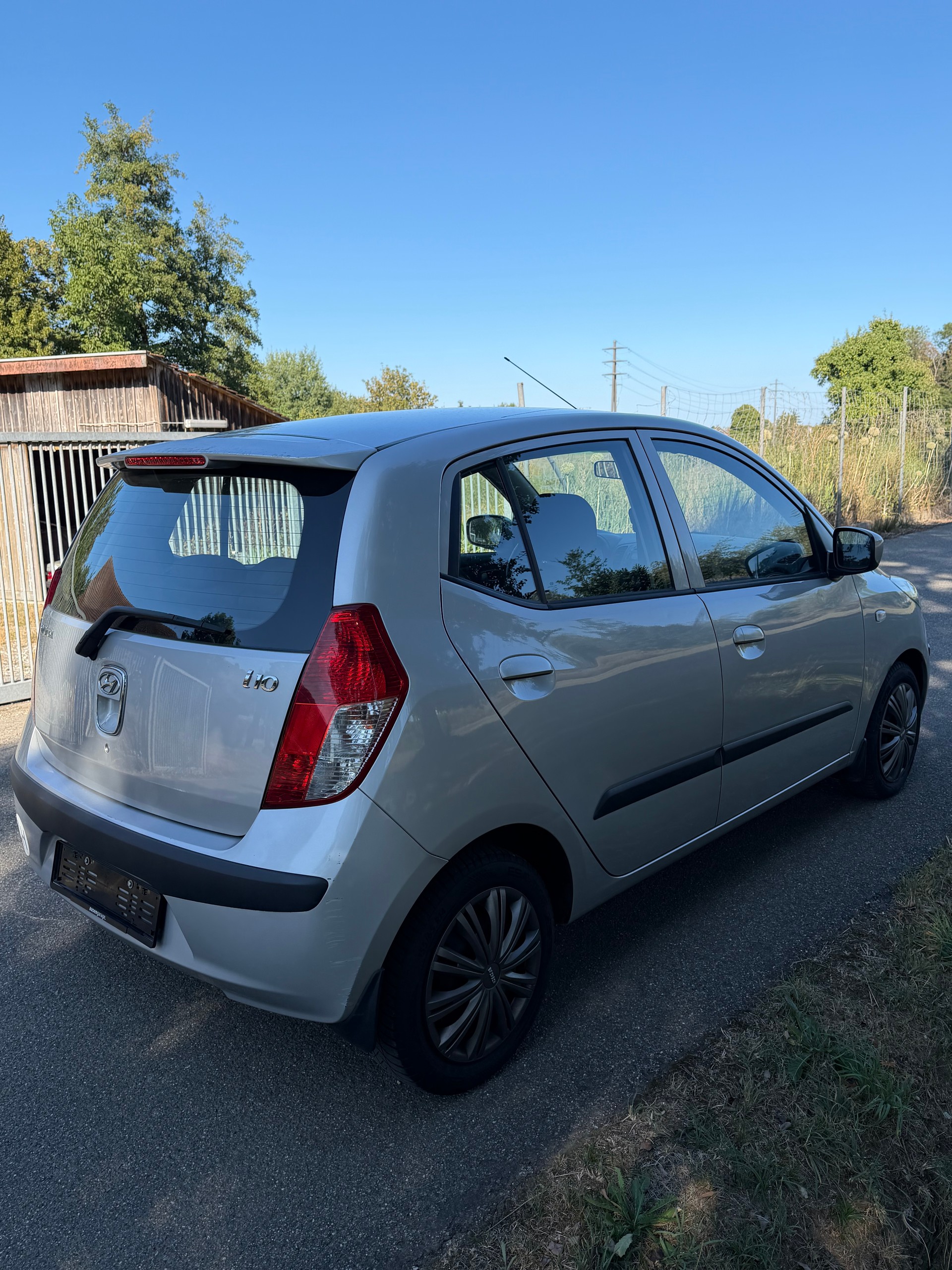 HYUNDAI i10-image-4