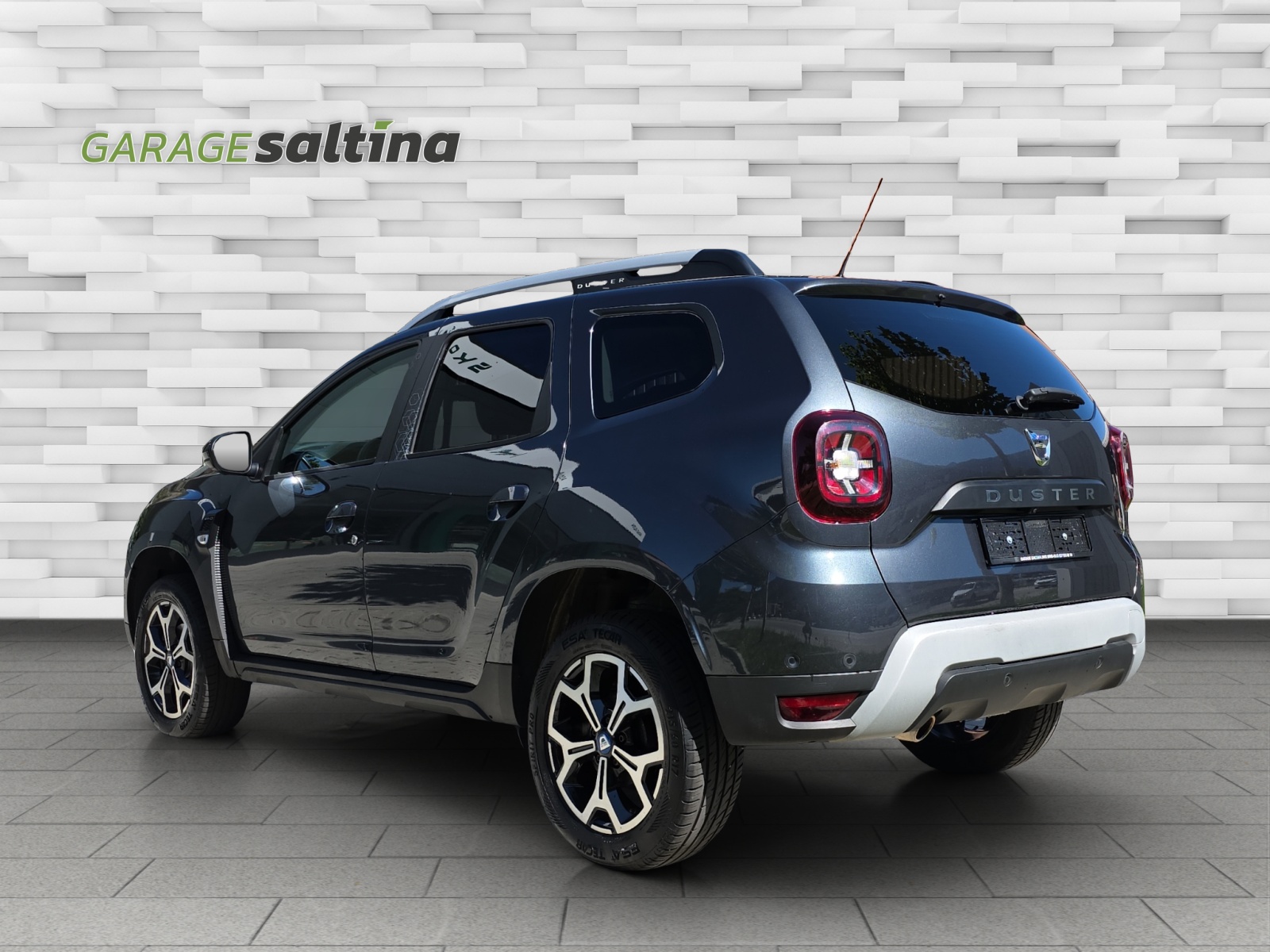 DACIA Duster TCe 130 Comfort 4x4-showroom-element-1