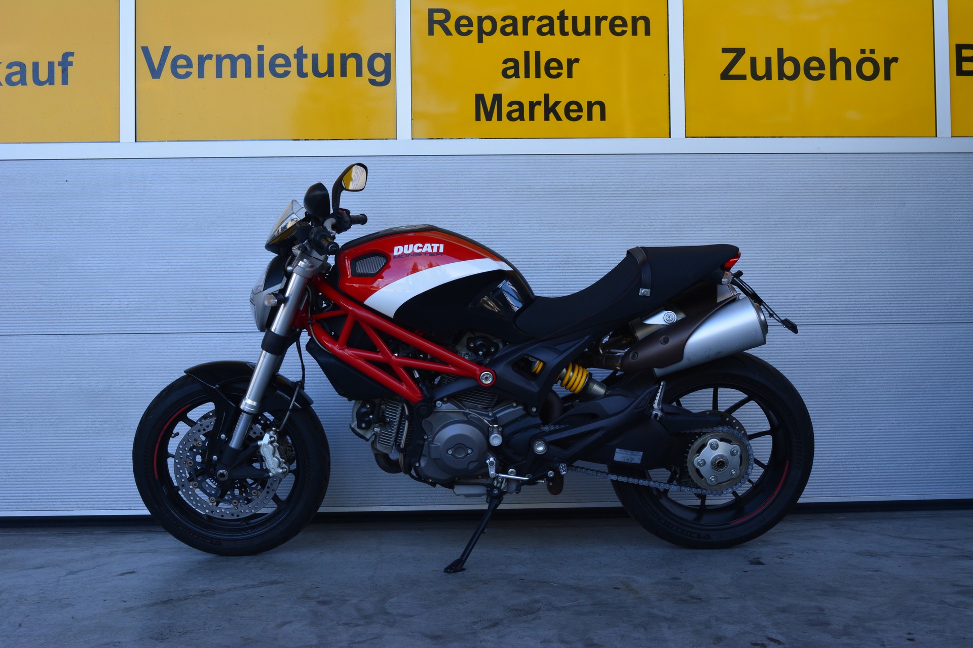 DUCATI Monster 796M ABS-image-0