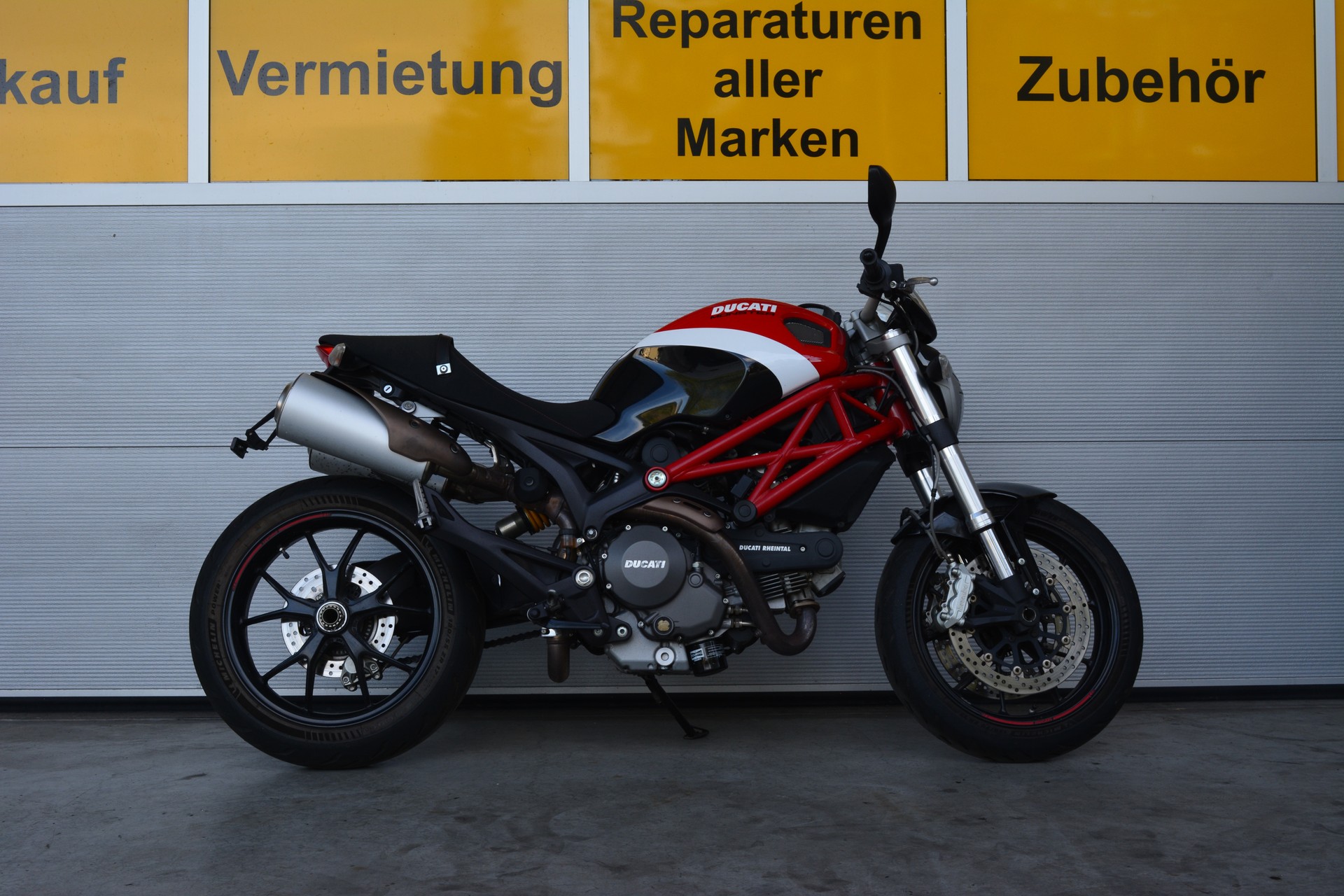 DUCATI Monster 796M ABS-image-3