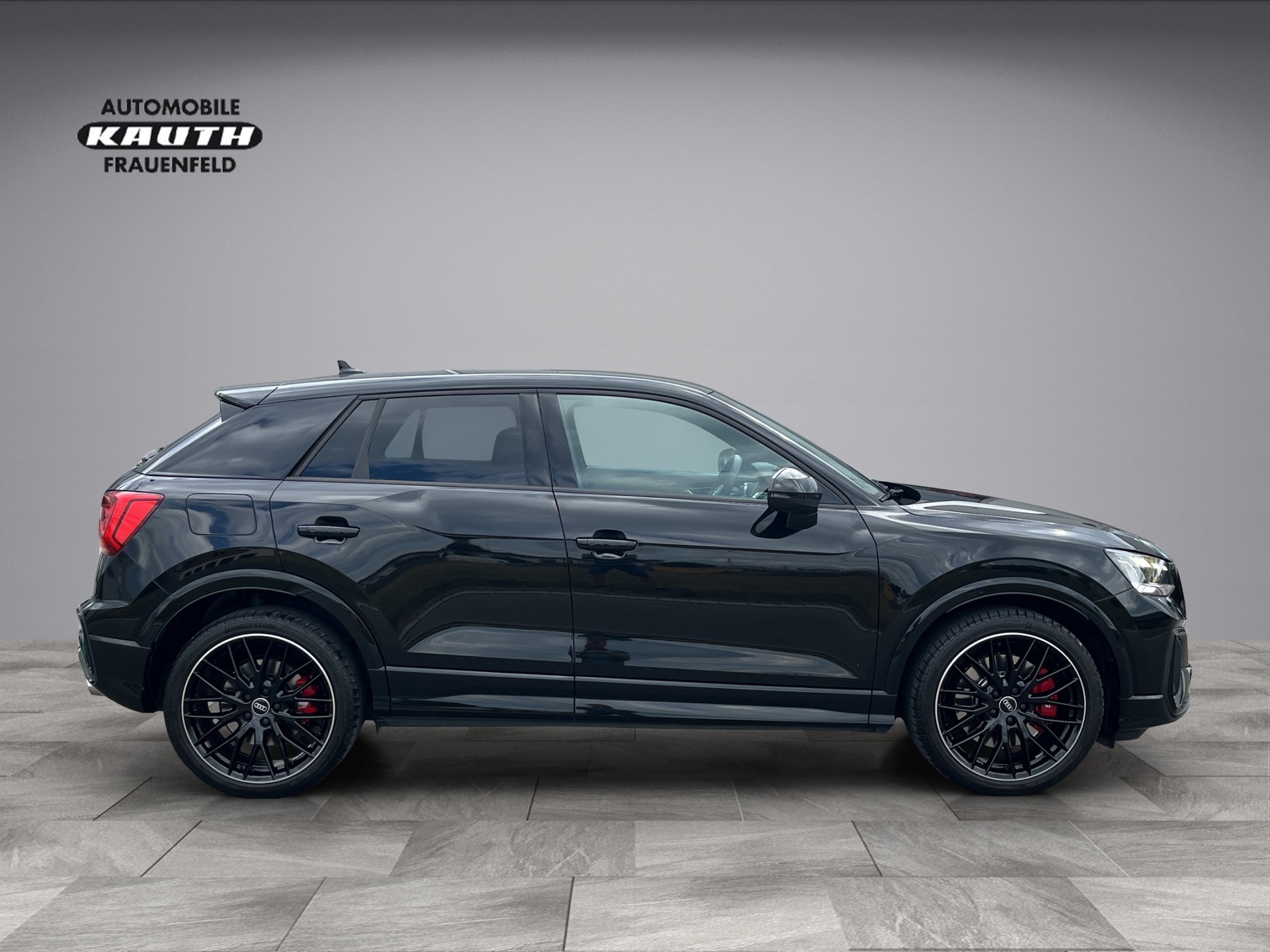 AUDI SQ2 TFSI quattro S-tronic*ALL-BLACK*Sonos Sound, Matrix, Rückfahrkamera, (5-Jahre Garantie)-image-6