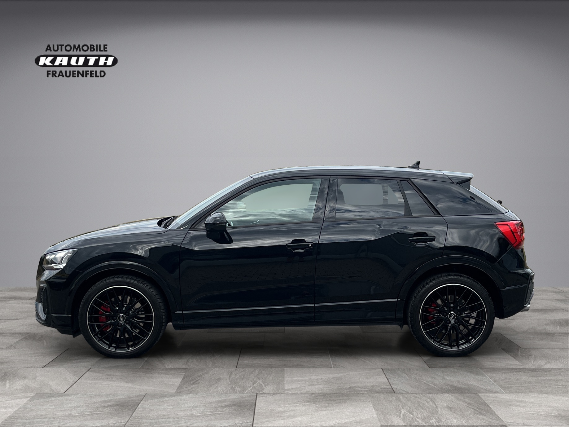 AUDI SQ2 TFSI quattro S-tronic*ALL-BLACK*Sonos Sound, Matrix, Rückfahrkamera, (5-Jahre Garantie)-showroom-element-1