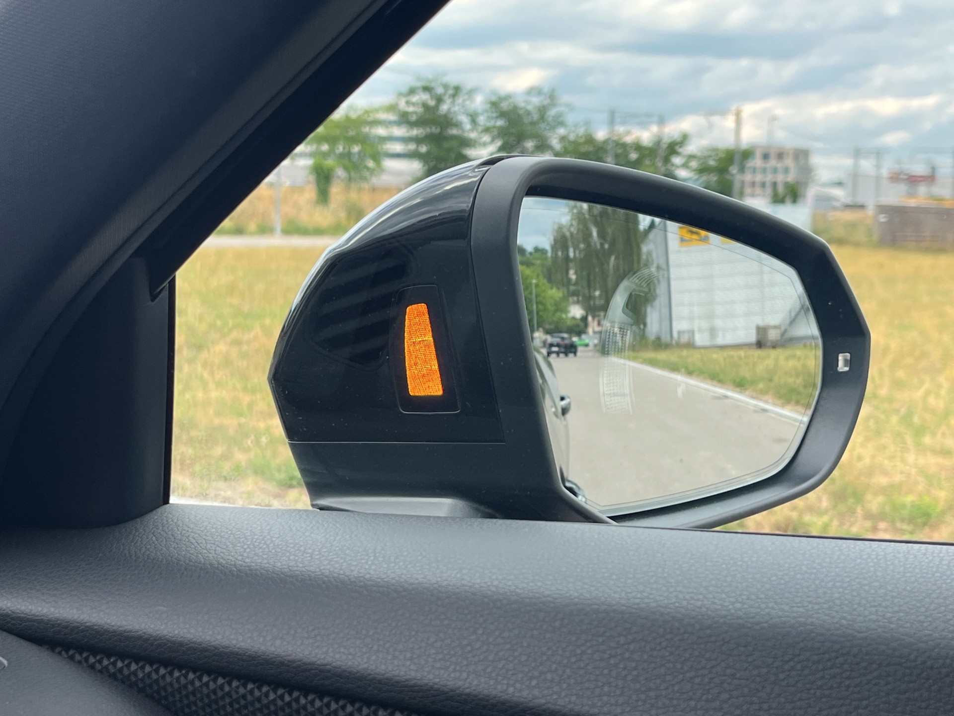 AUDI SQ2 TFSI quattro S-tronic*ALL-BLACK*Sonos Sound, Matrix, Rückfahrkamera, (5-Jahre Garantie)-image-26