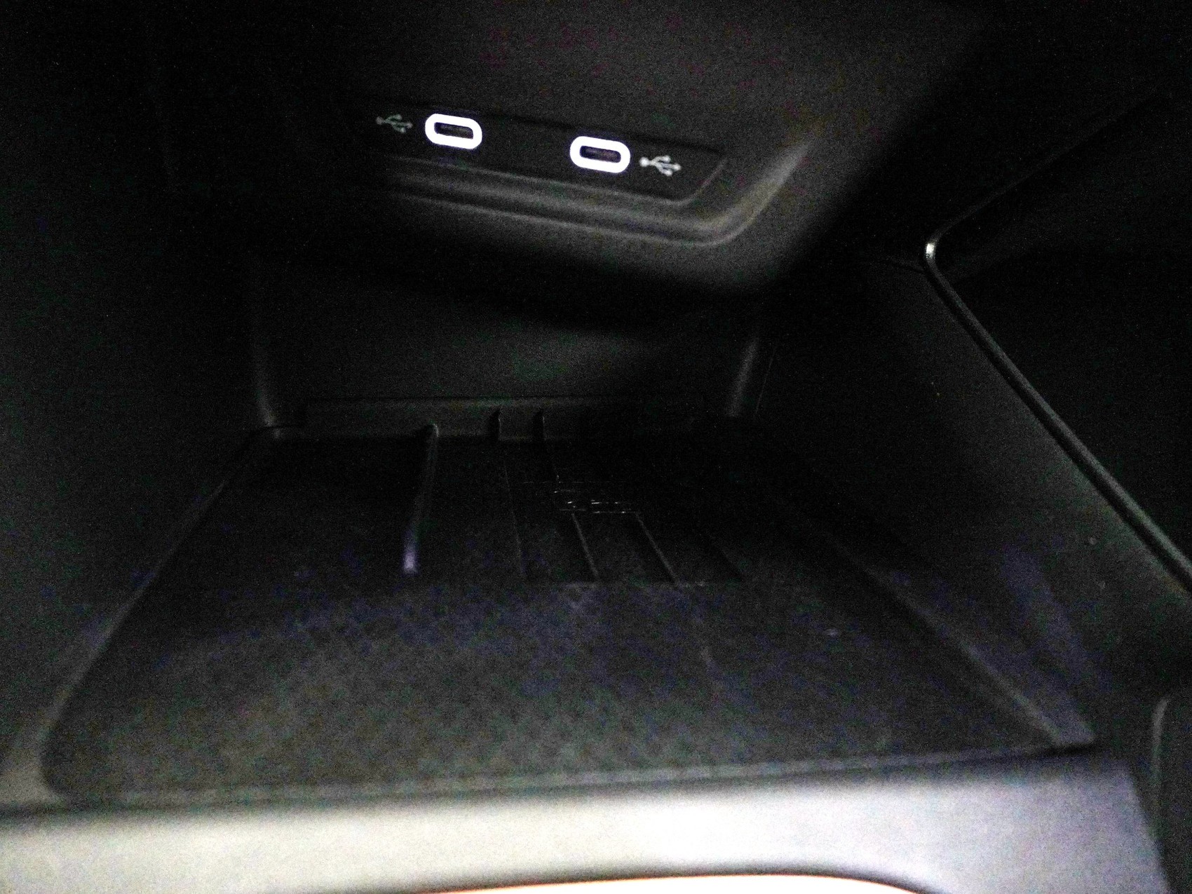 CUPRA Terramar 1.5 e-Plug-in-HYBRID VZ DSG-image-21