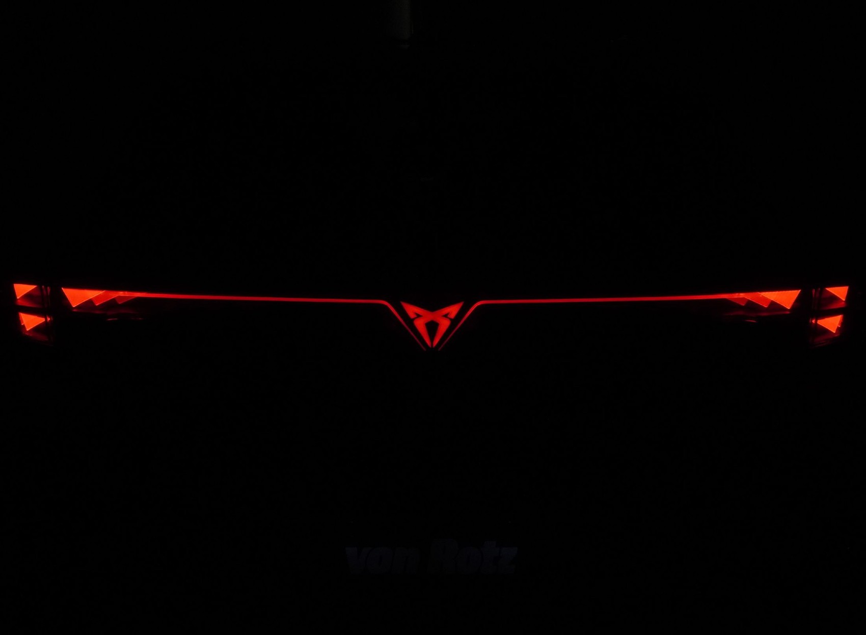 CUPRA Terramar 1.5 e-Plug-in-HYBRID VZ DSG-image-4