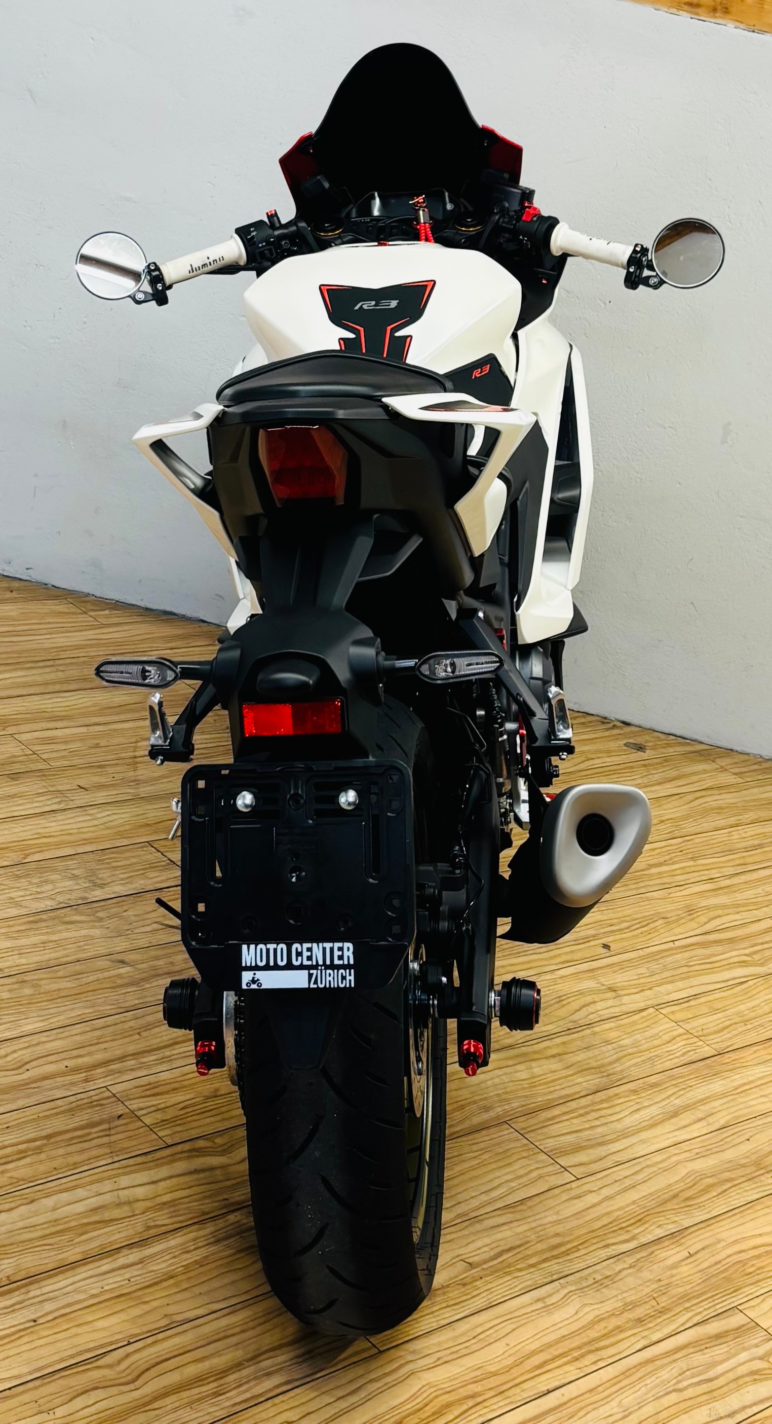 YAMAHA YZF-R3 ABS 70th Anniversary-image-3