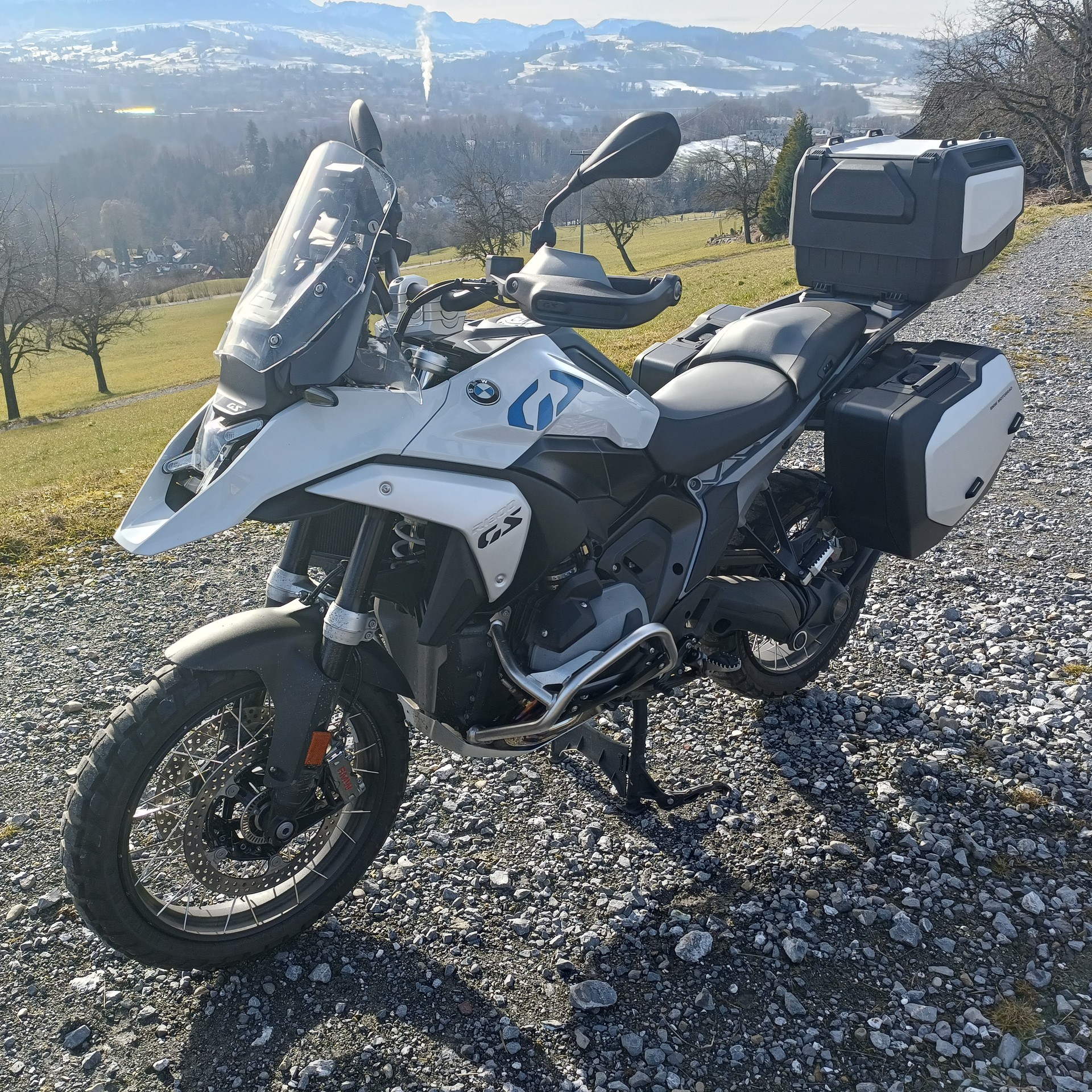 BMW R 1300 GS-image-1