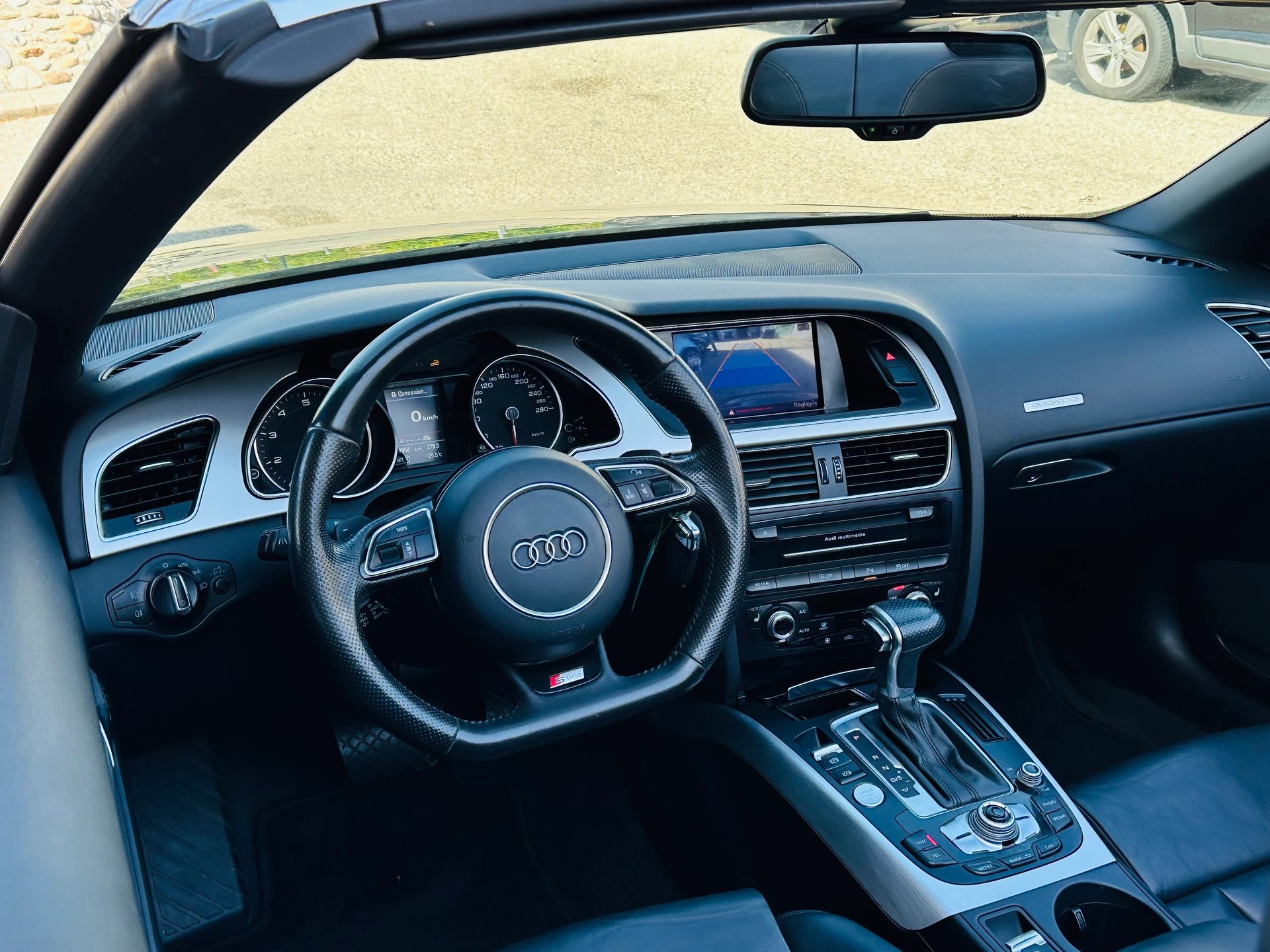 AUDI A5 Cabriolet 3.0 TFSI quattro S-tronic-image-14