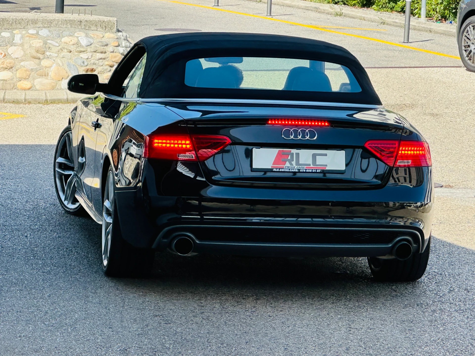 AUDI A5 Cabriolet 3.0 TFSI quattro S-tronic-image-10