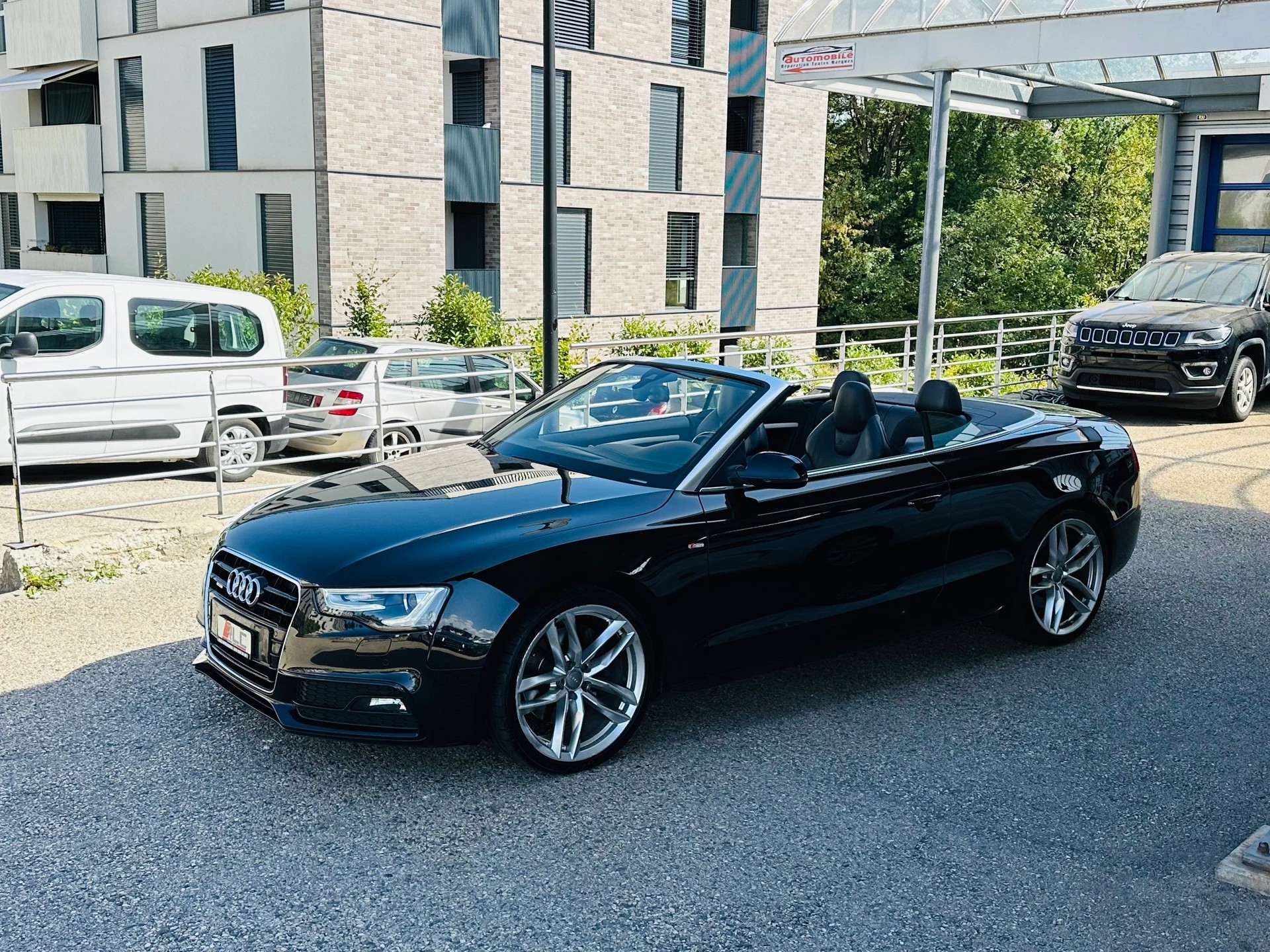 AUDI A5 Cabriolet 3.0 TFSI quattro S-tronic-image-7