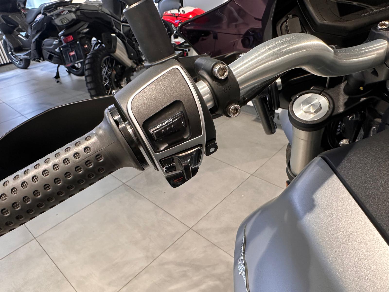 MOTO GUZZI V85 TT | Occasion | 11’400 km | Adventure Bike-image-8