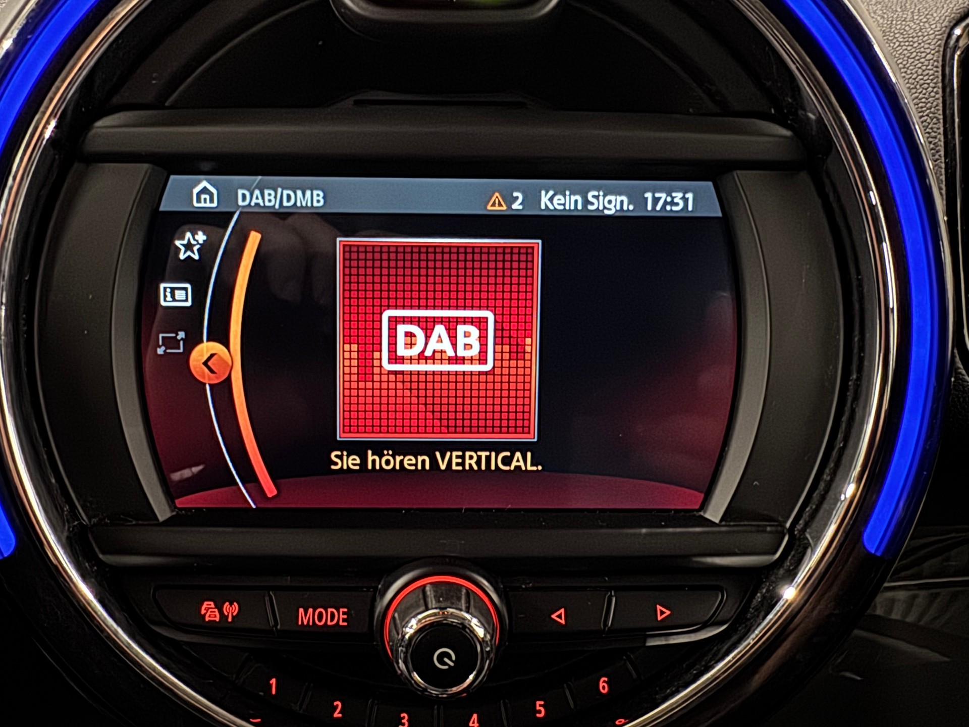 MINI Mini Countryman One D FWD-image-21