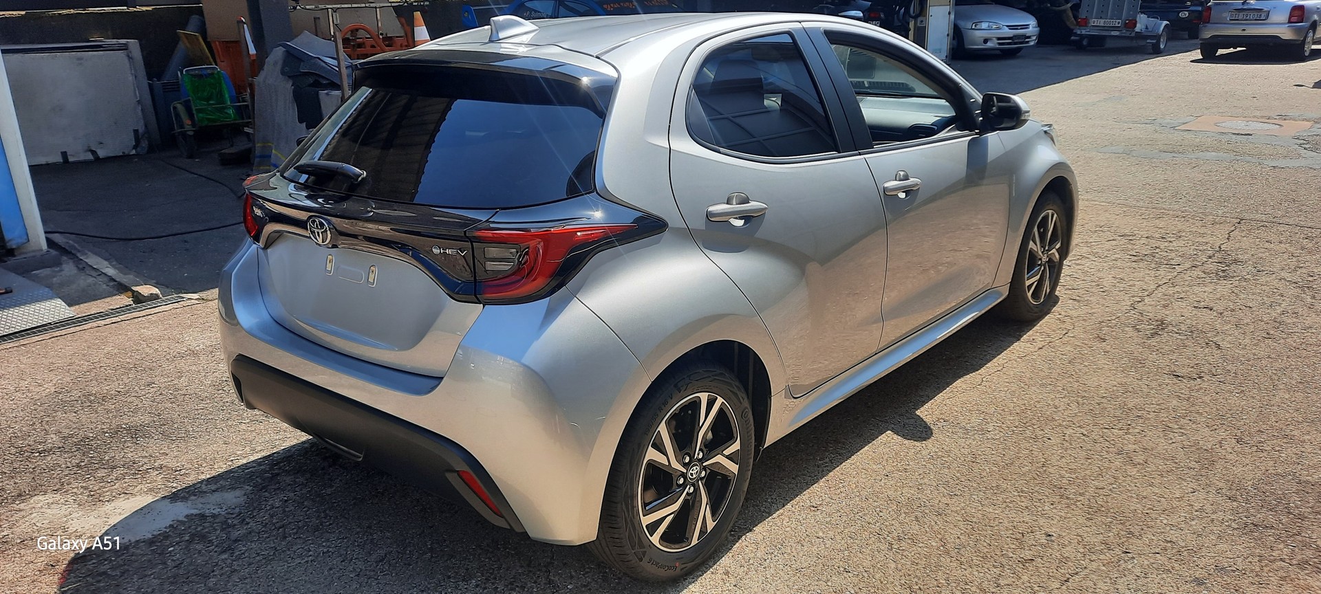 TOYOTA Yaris 1.5 hybrid e-CVT Trend Pack-image-7