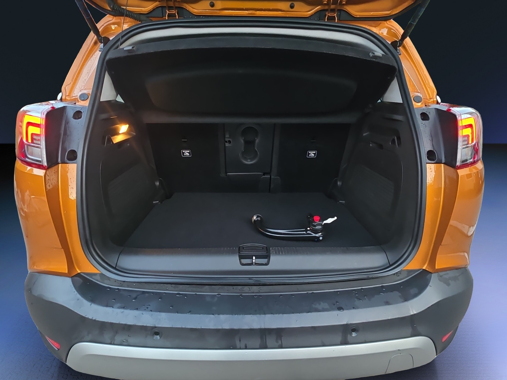 OPEL Crossland X 1.2i TP Excellence Automatik-image-14