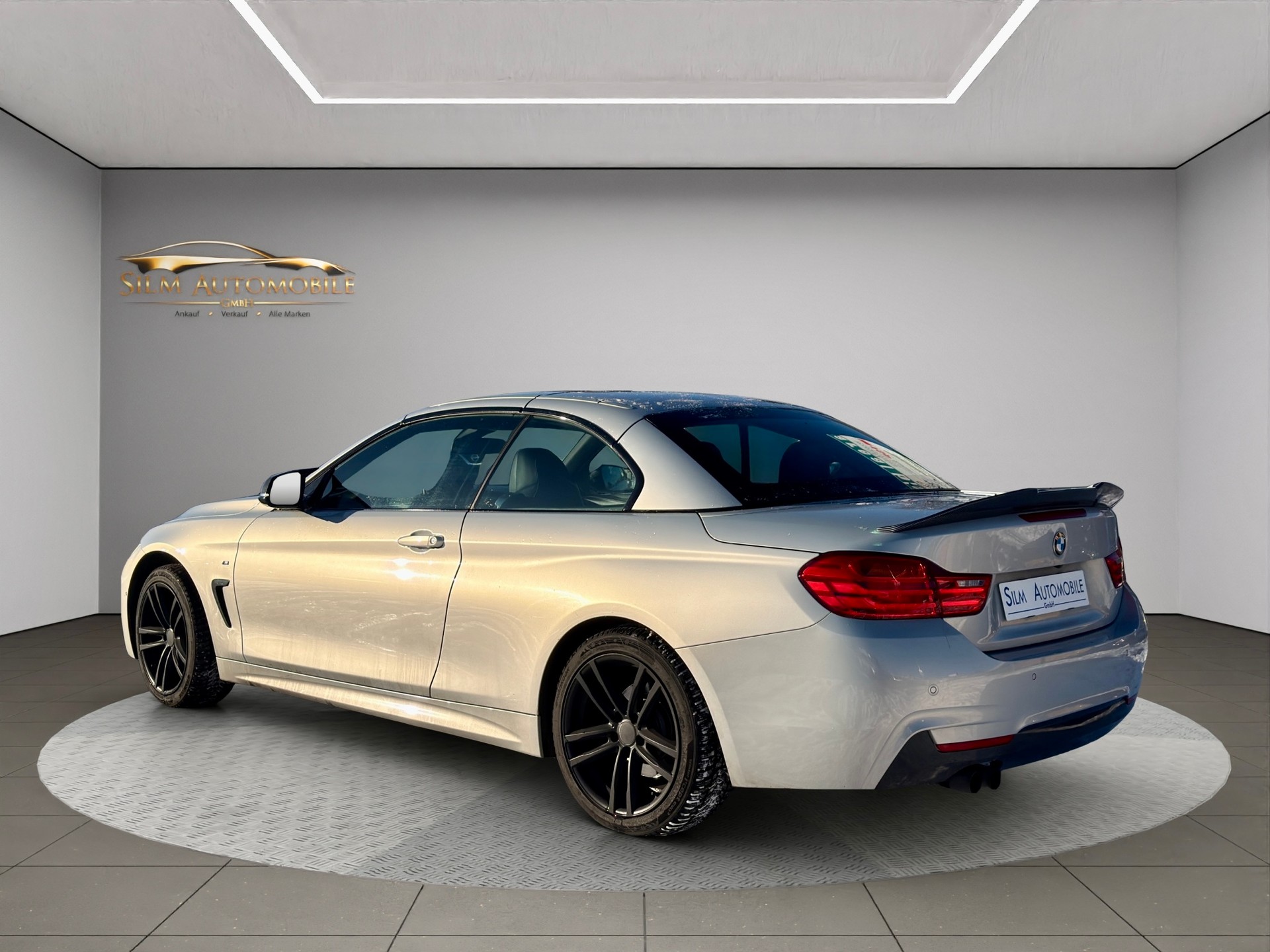BMW 428i Cabriolet xDrive M-Sport Paket Plus Steptronic-showroom-element-3