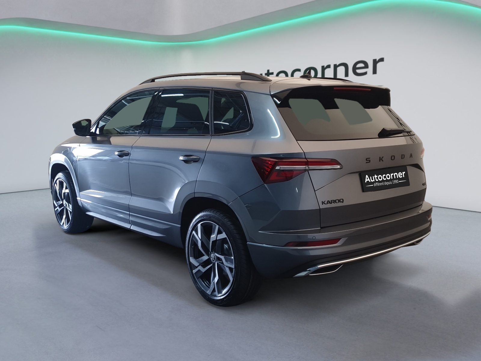 SKODA Karoq 2.0 TSI SportLine 4x4 DSG-showroom-element-2