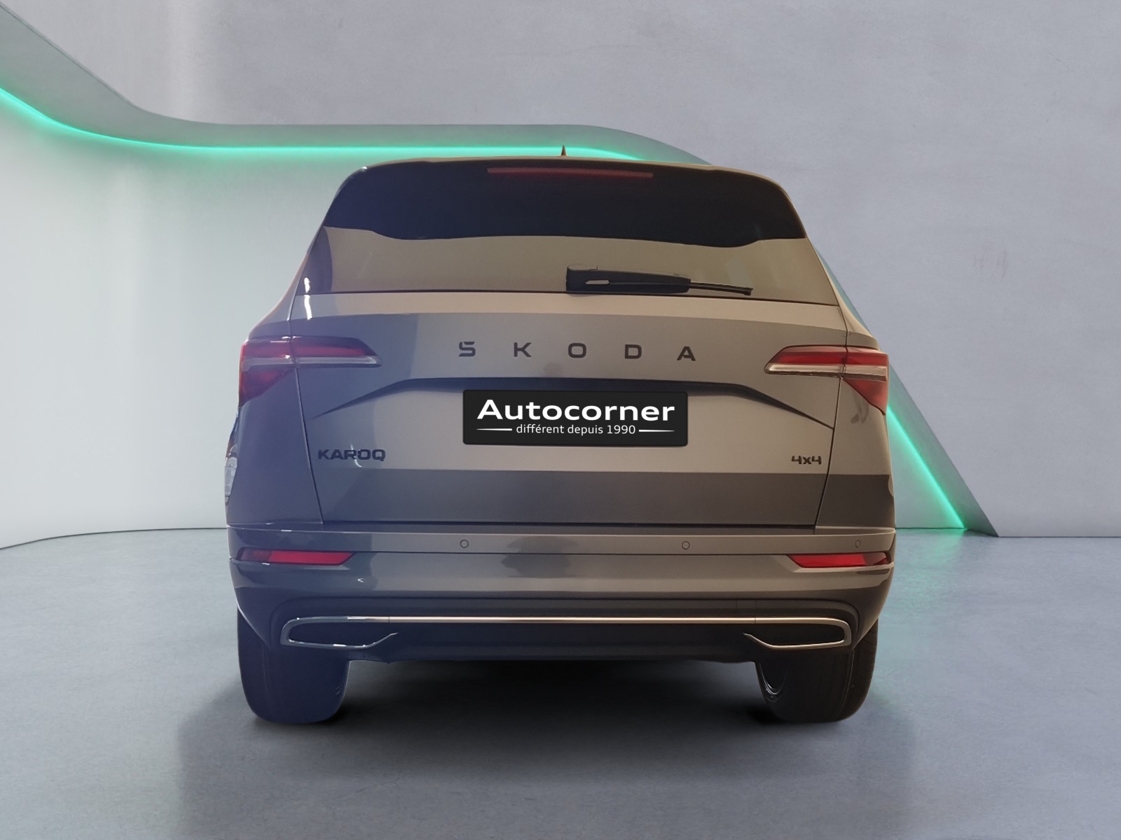 SKODA Karoq 2.0 TSI SportLine 4x4 DSG-showroom-element-3