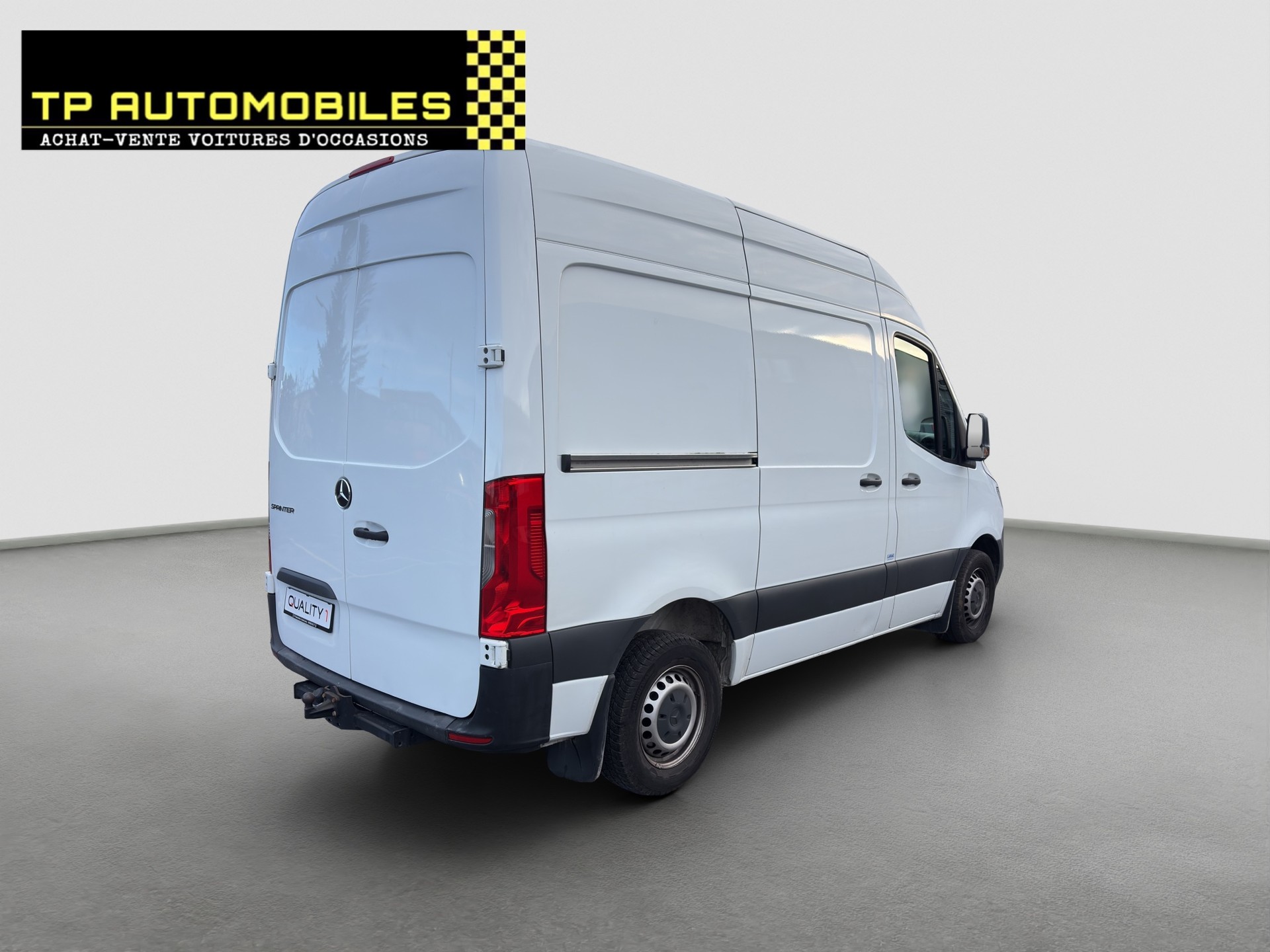 MERCEDES-BENZ Sprinter 311 CDI Standard FWD-image-4