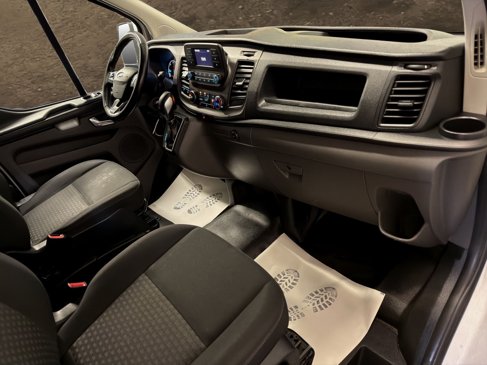FORD FORD FORD Transit Custom Van 320 L1H1 Trend-image-4